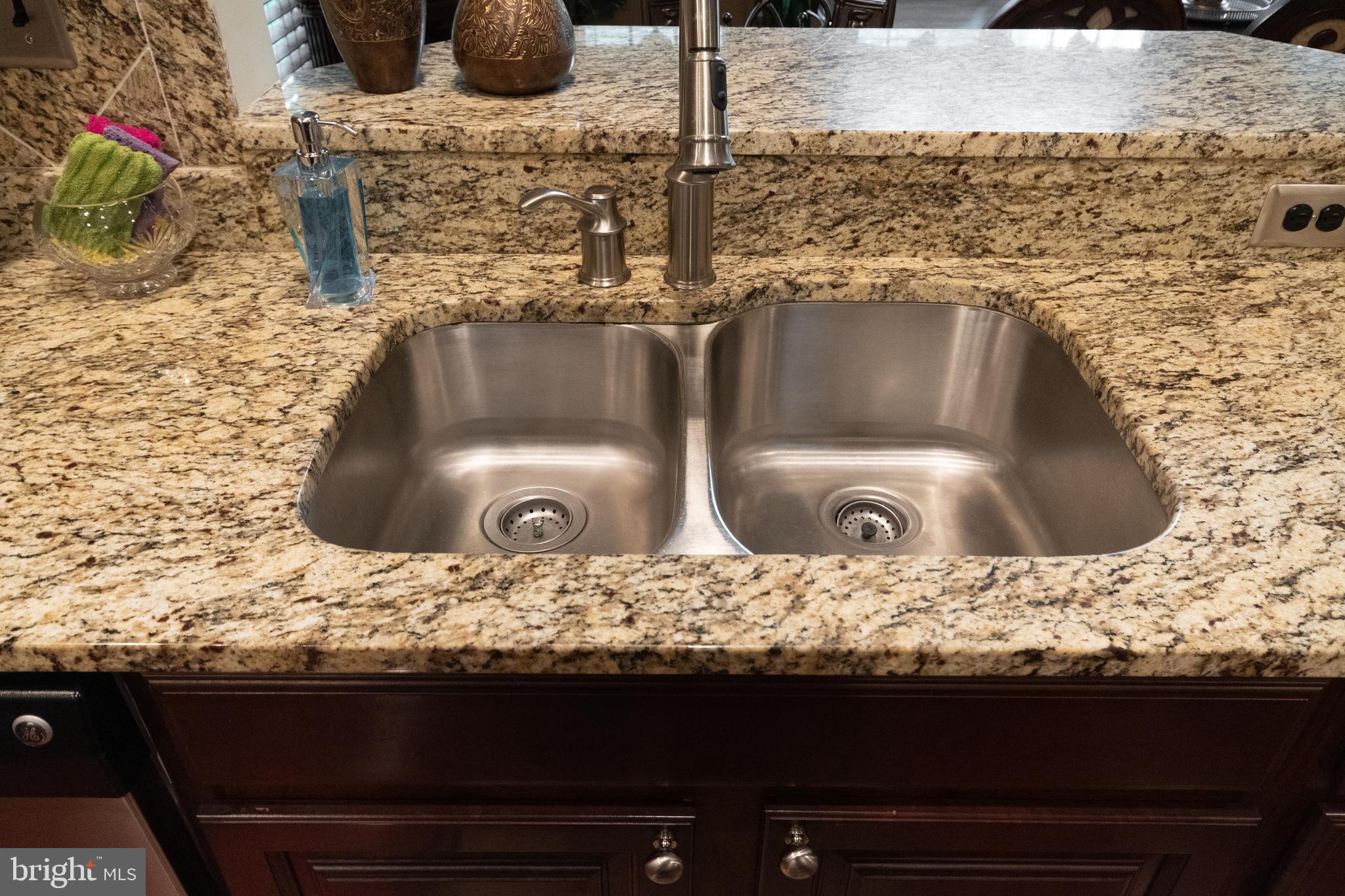 WATERBURY FOREST - Residential