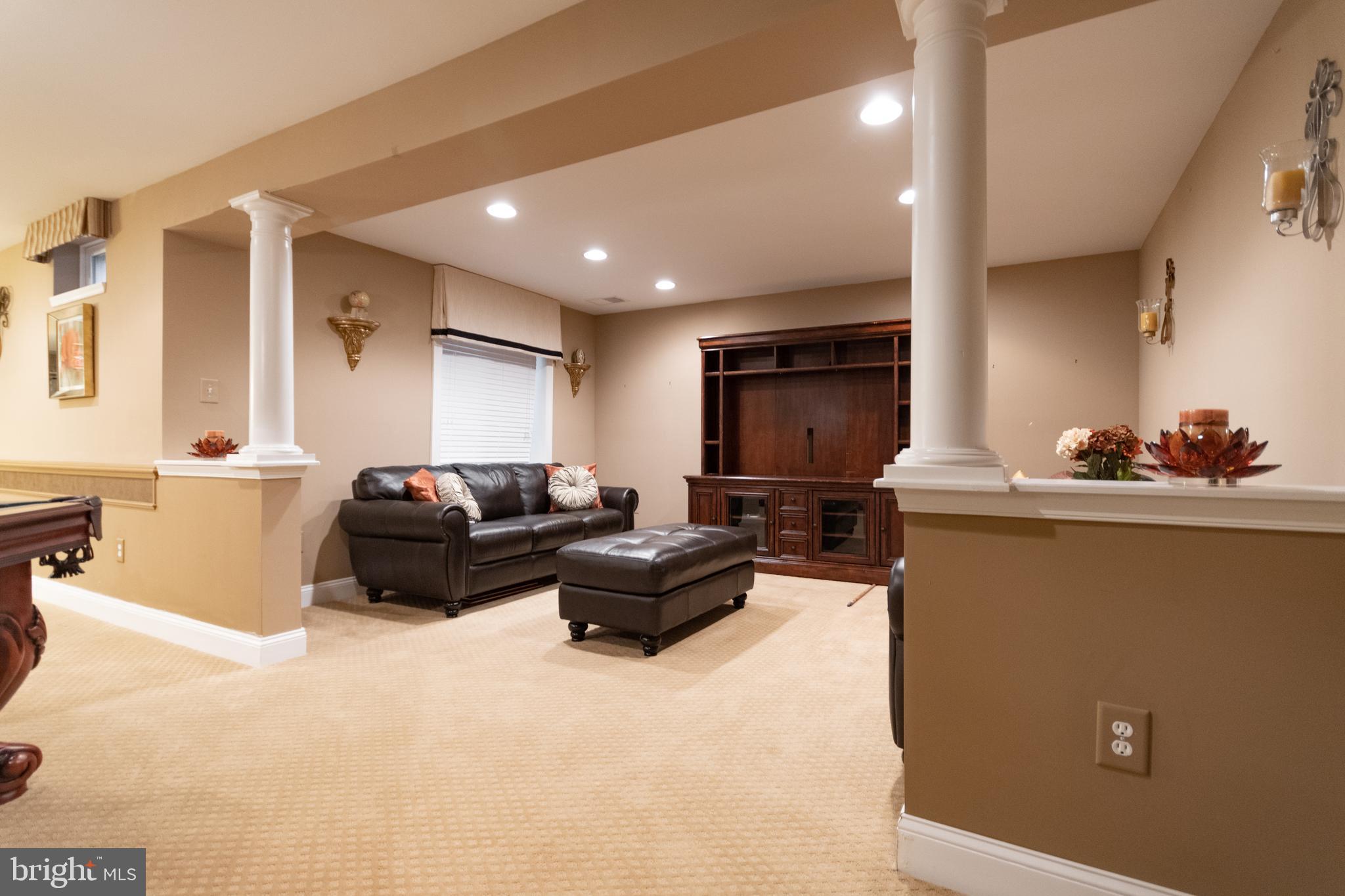 WATERBURY FOREST - Residential