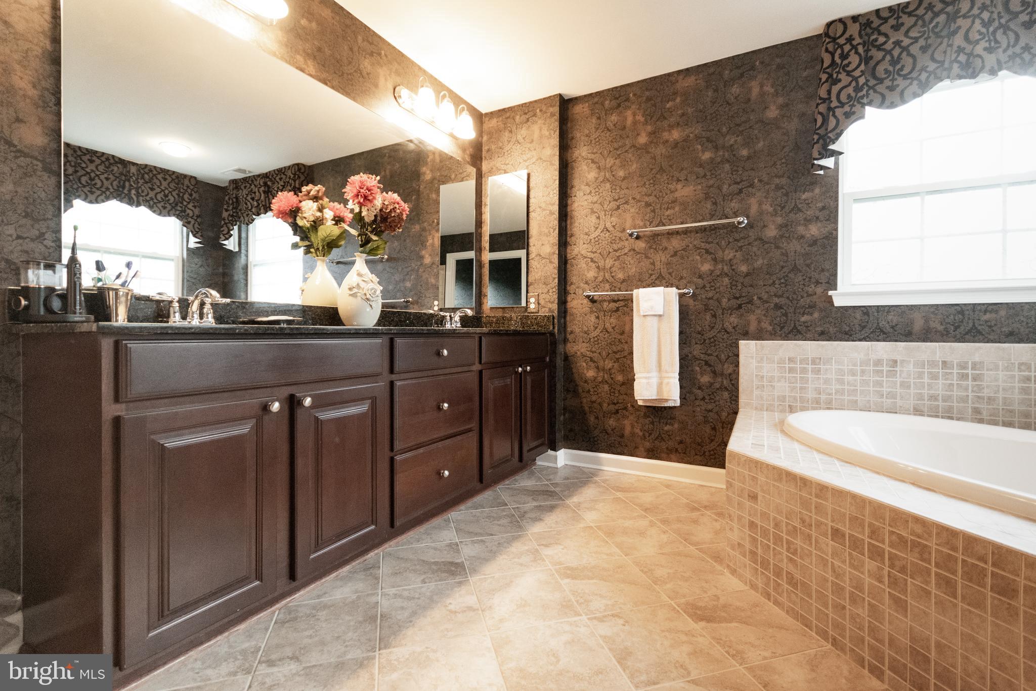 WATERBURY FOREST - Residential