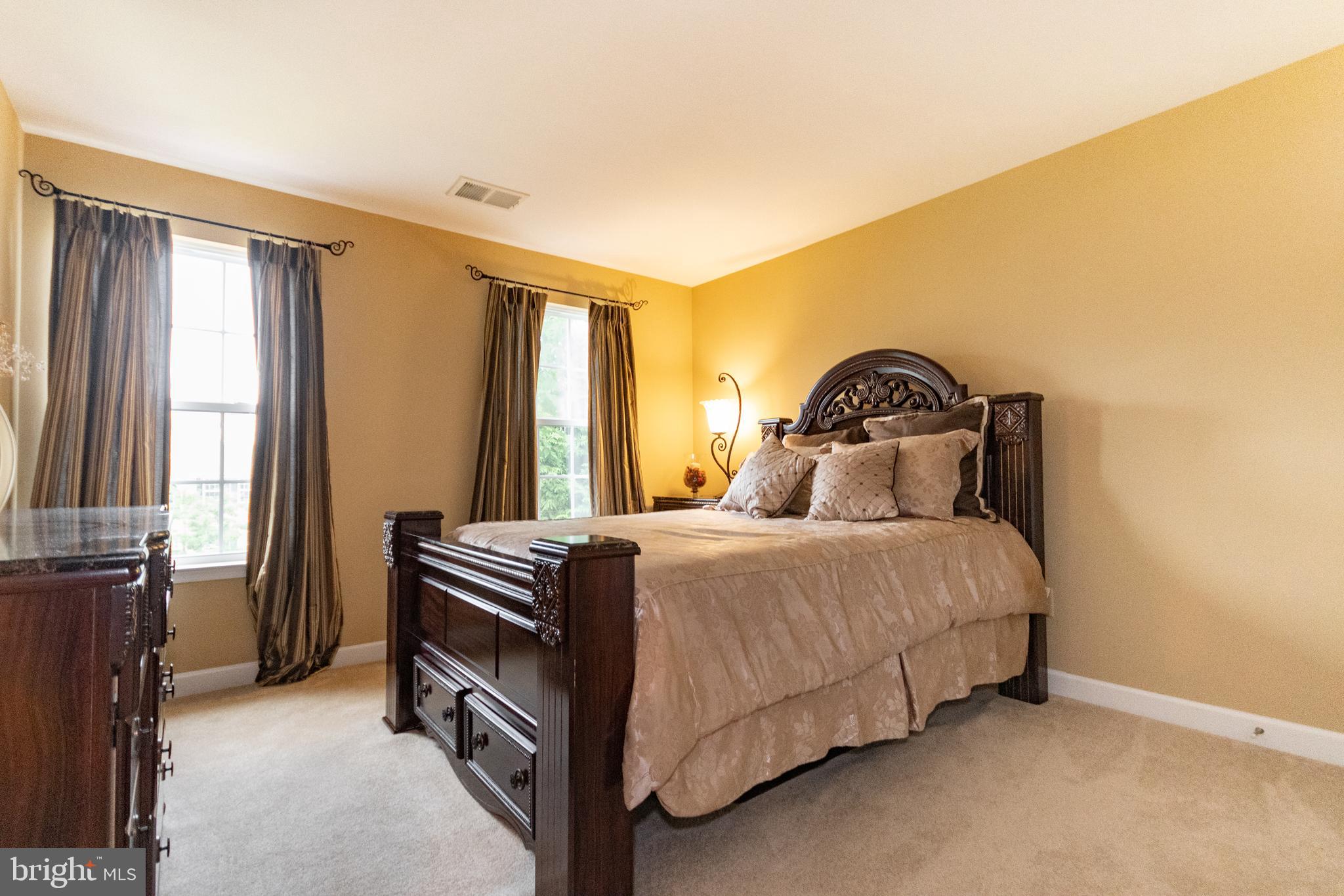 WATERBURY FOREST - Residential