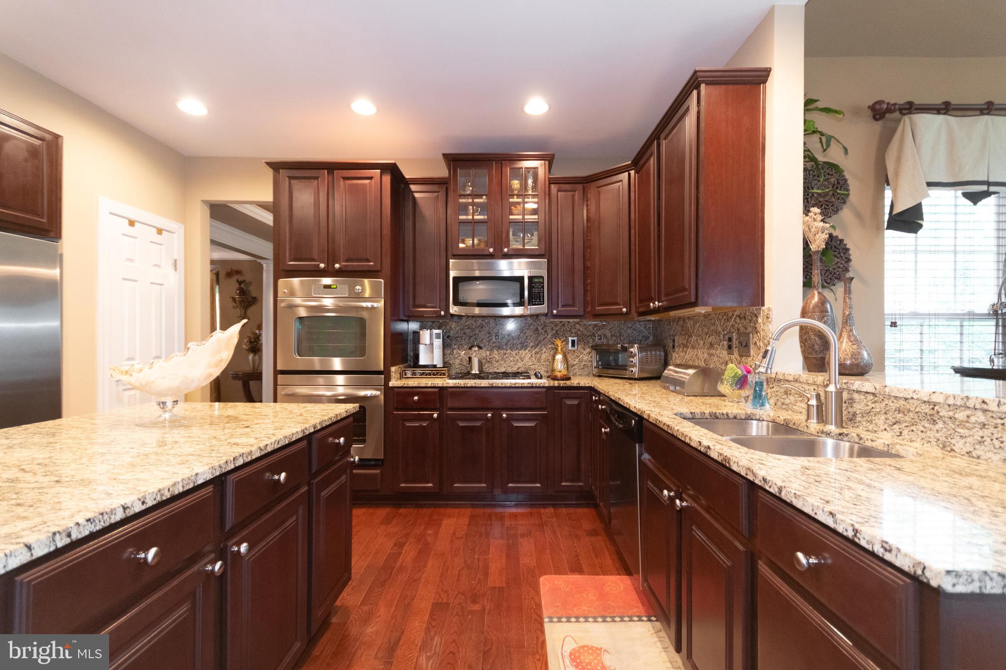 WATERBURY FOREST - Residential