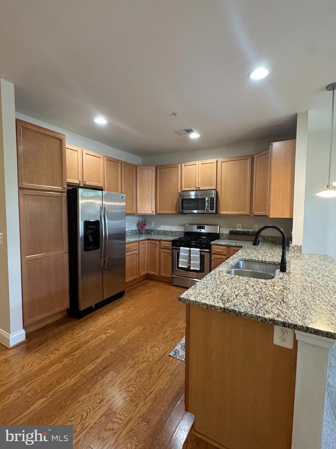 10 STEEPLECHASE DRIVE