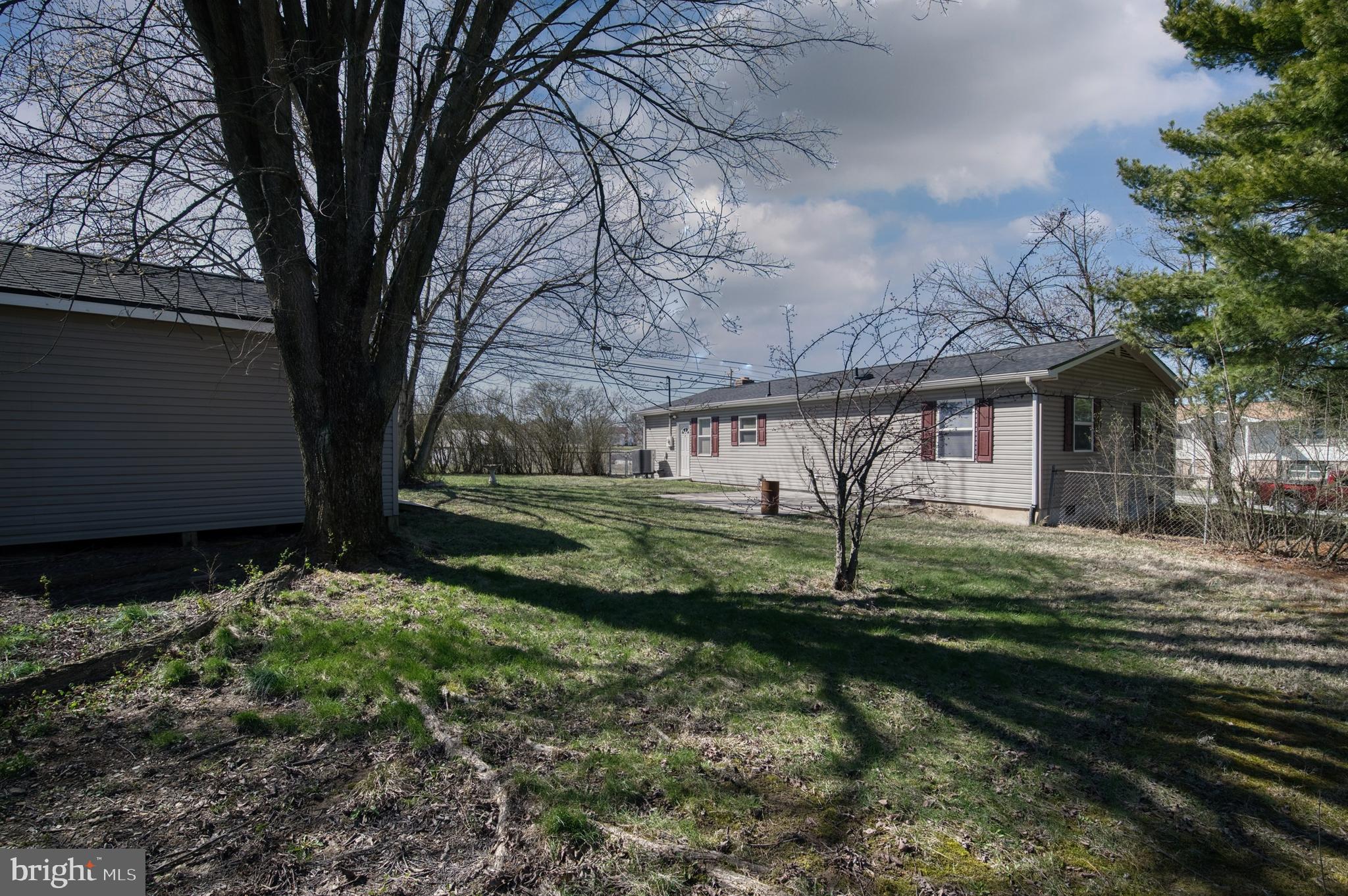 CAMELOT - Residential