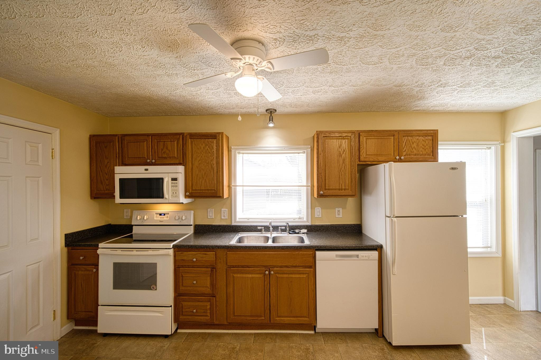 CAMELOT - Residential