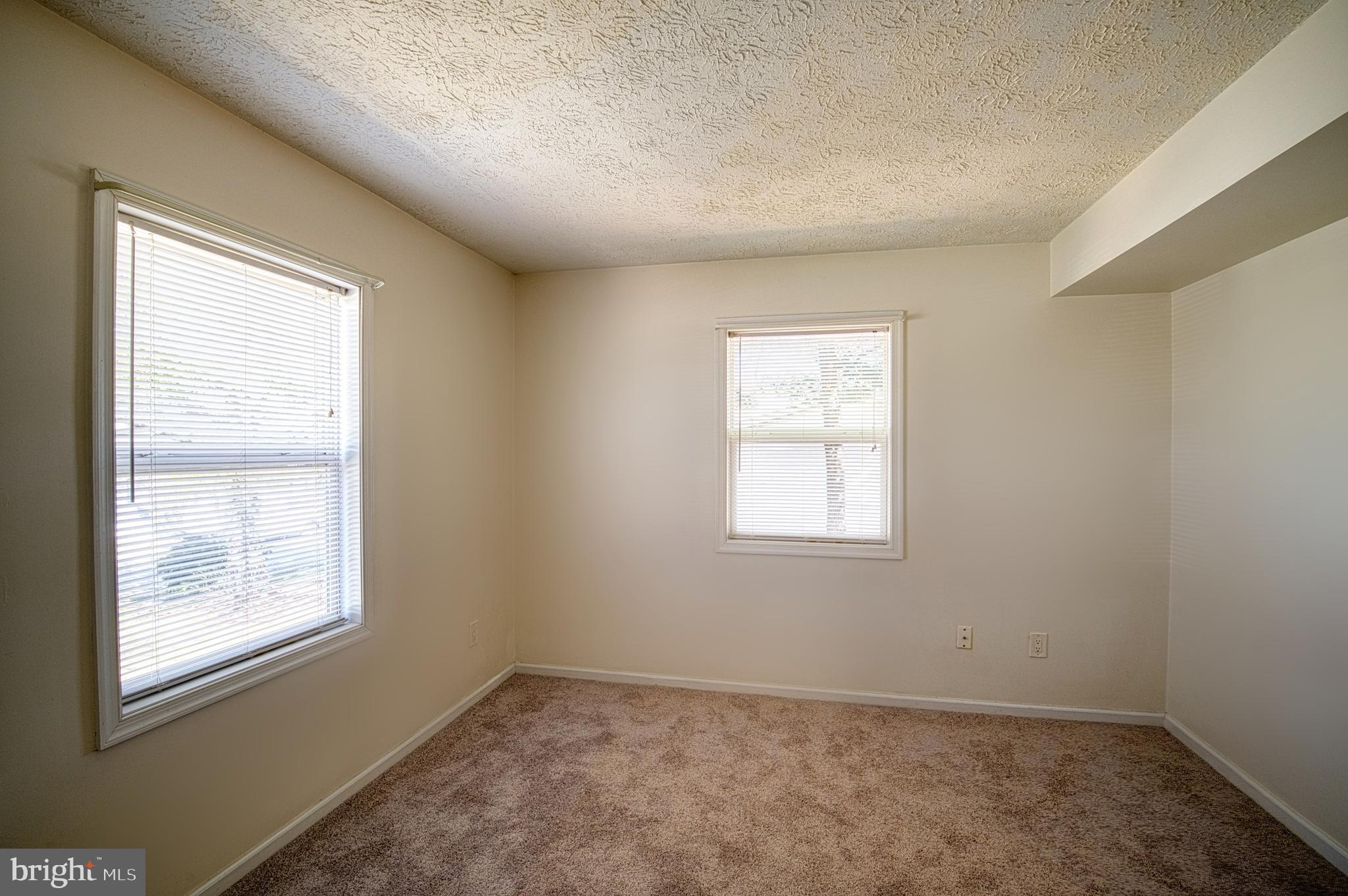 CAMELOT - Residential