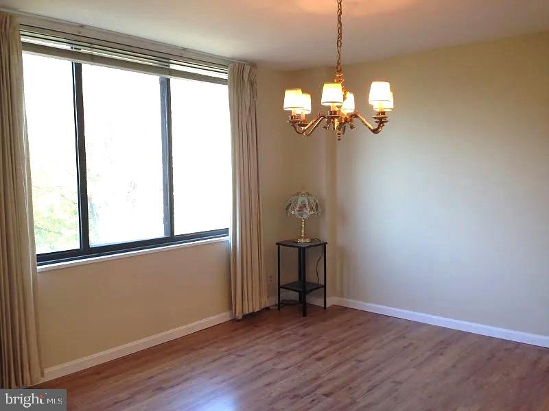 PROMENADE TOWERS - Residential Lease