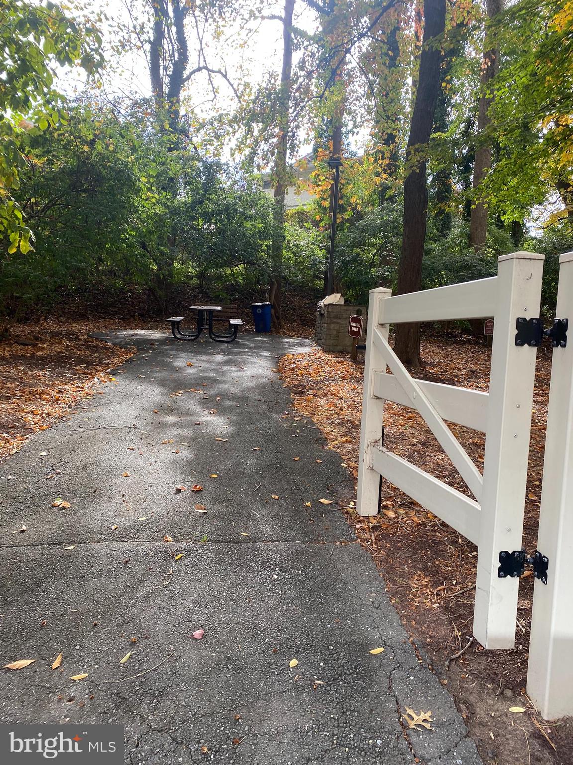 PROMENADE TOWERS - Residential Lease