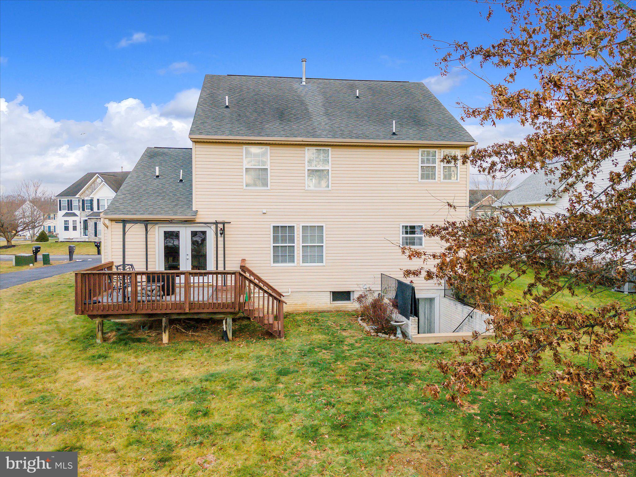 STONEBRIDGE - Residential