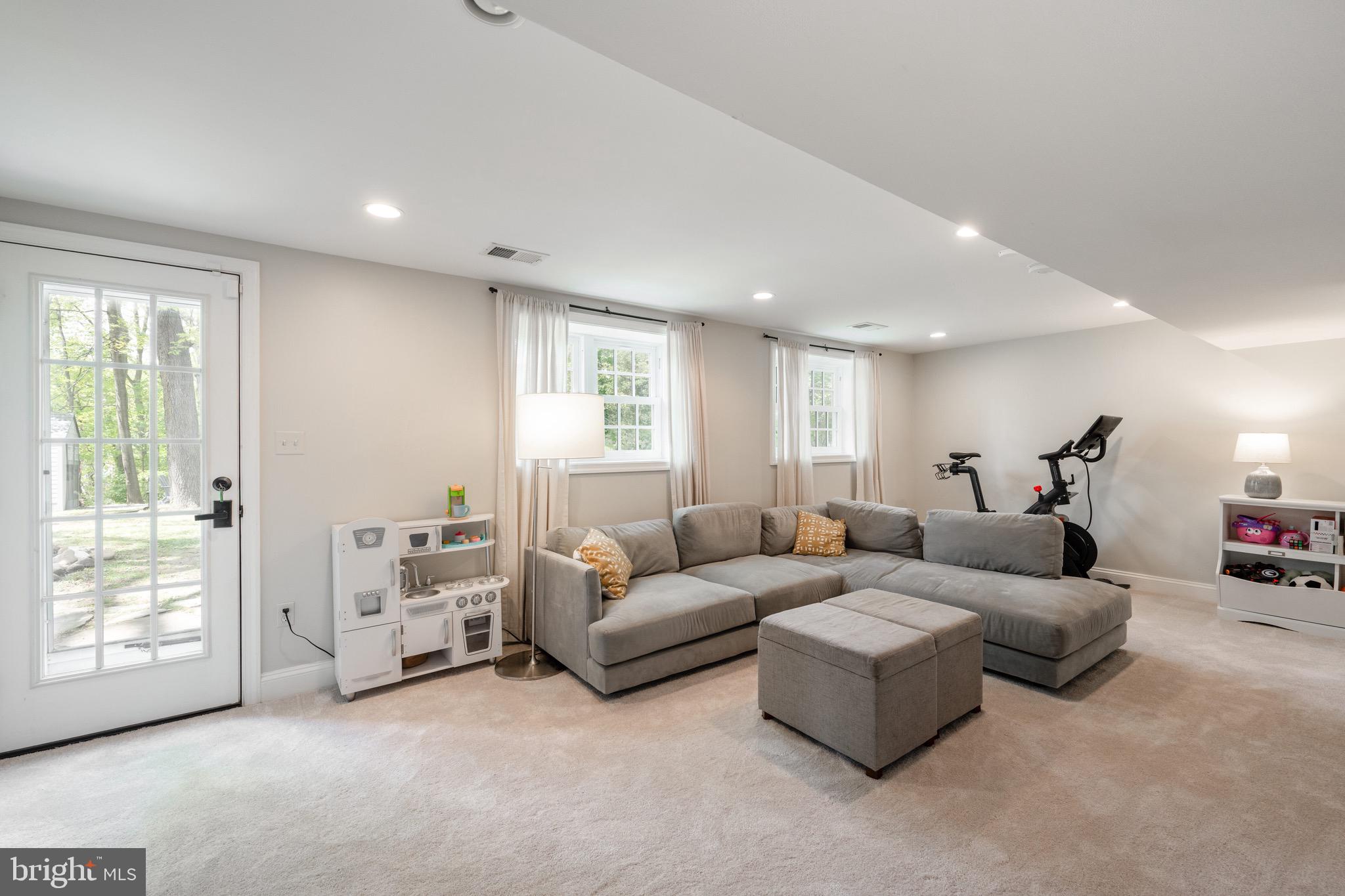 DEL RAY - Residential