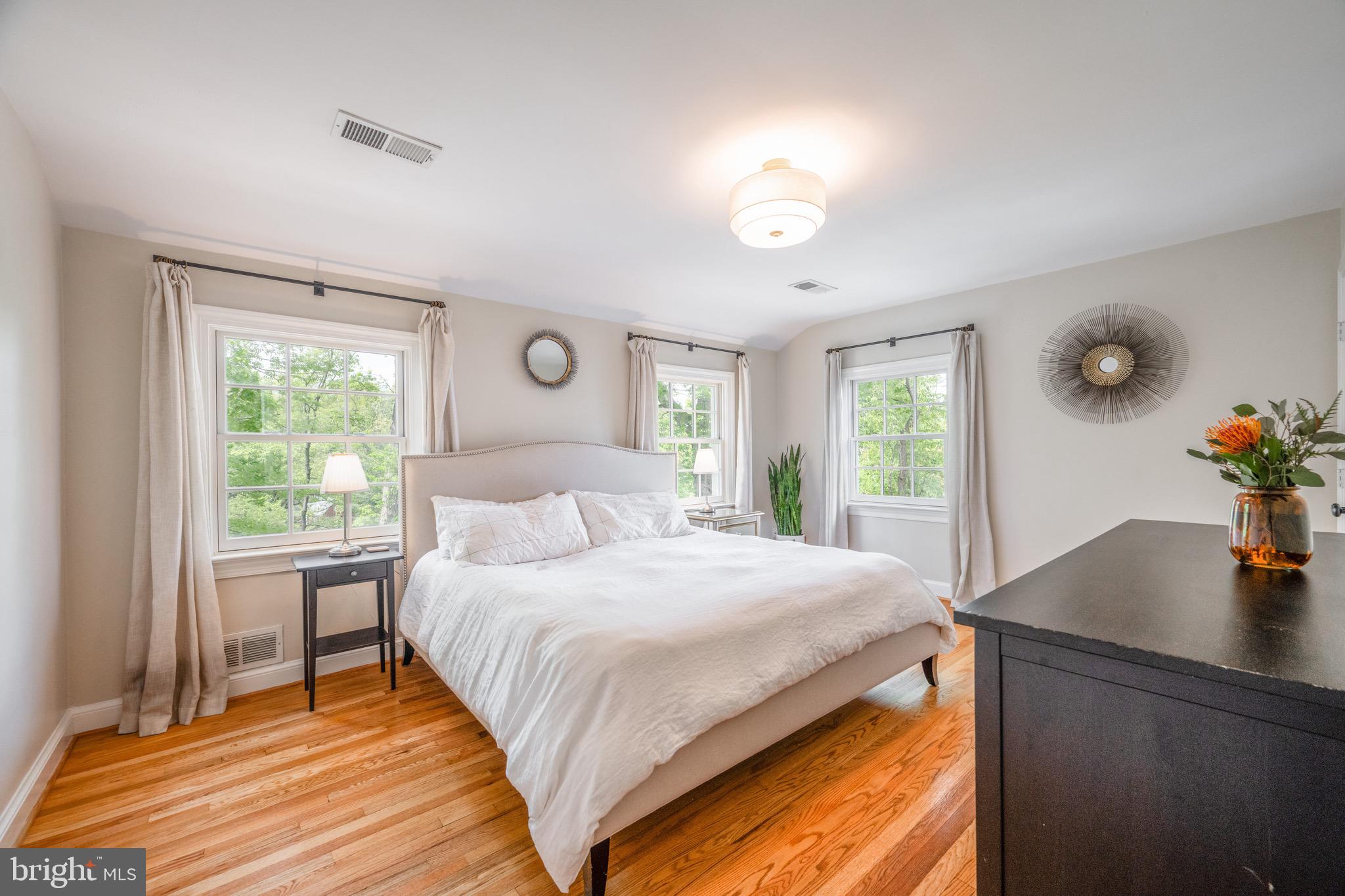 DEL RAY - Residential