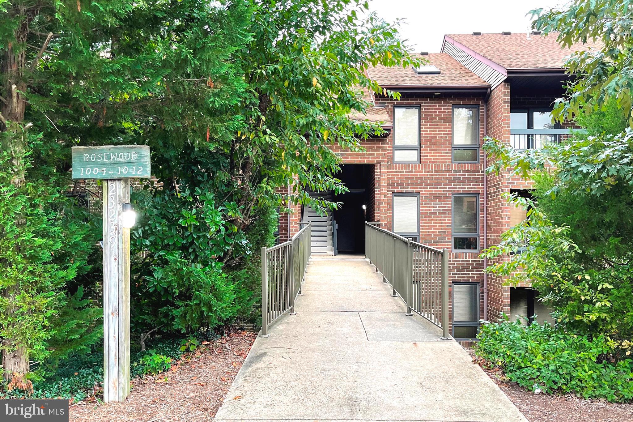 ORCHID PARK OF WILDEWOOD - Residential Lease