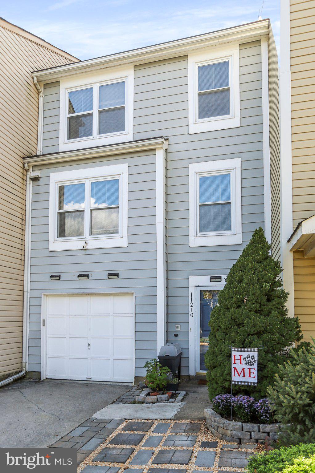 SENECA PARK - Residential