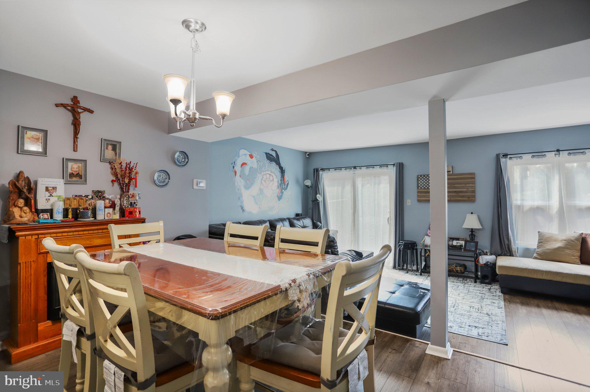 SENECA PARK - Residential