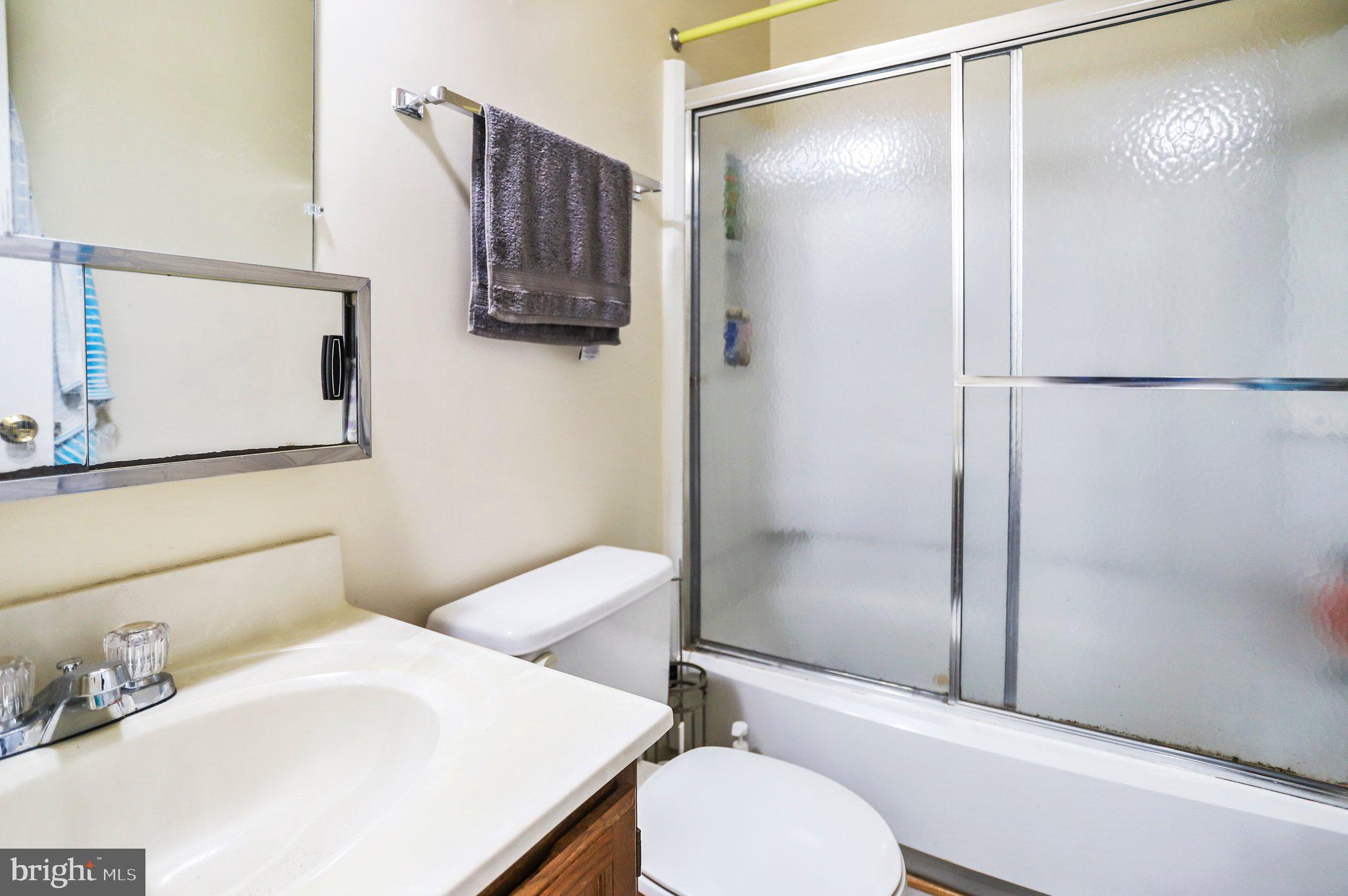 SENECA PARK - Residential