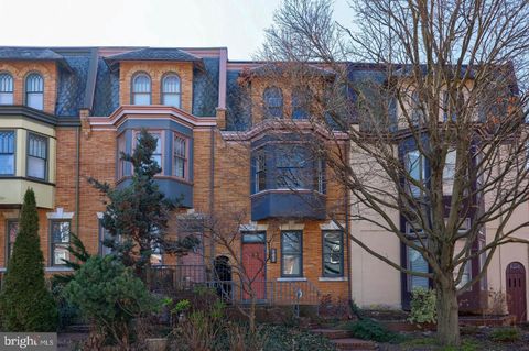 Photo of 116 E VINE ST, LANCASTER, PA 17602 (MLS # PALA2037806)