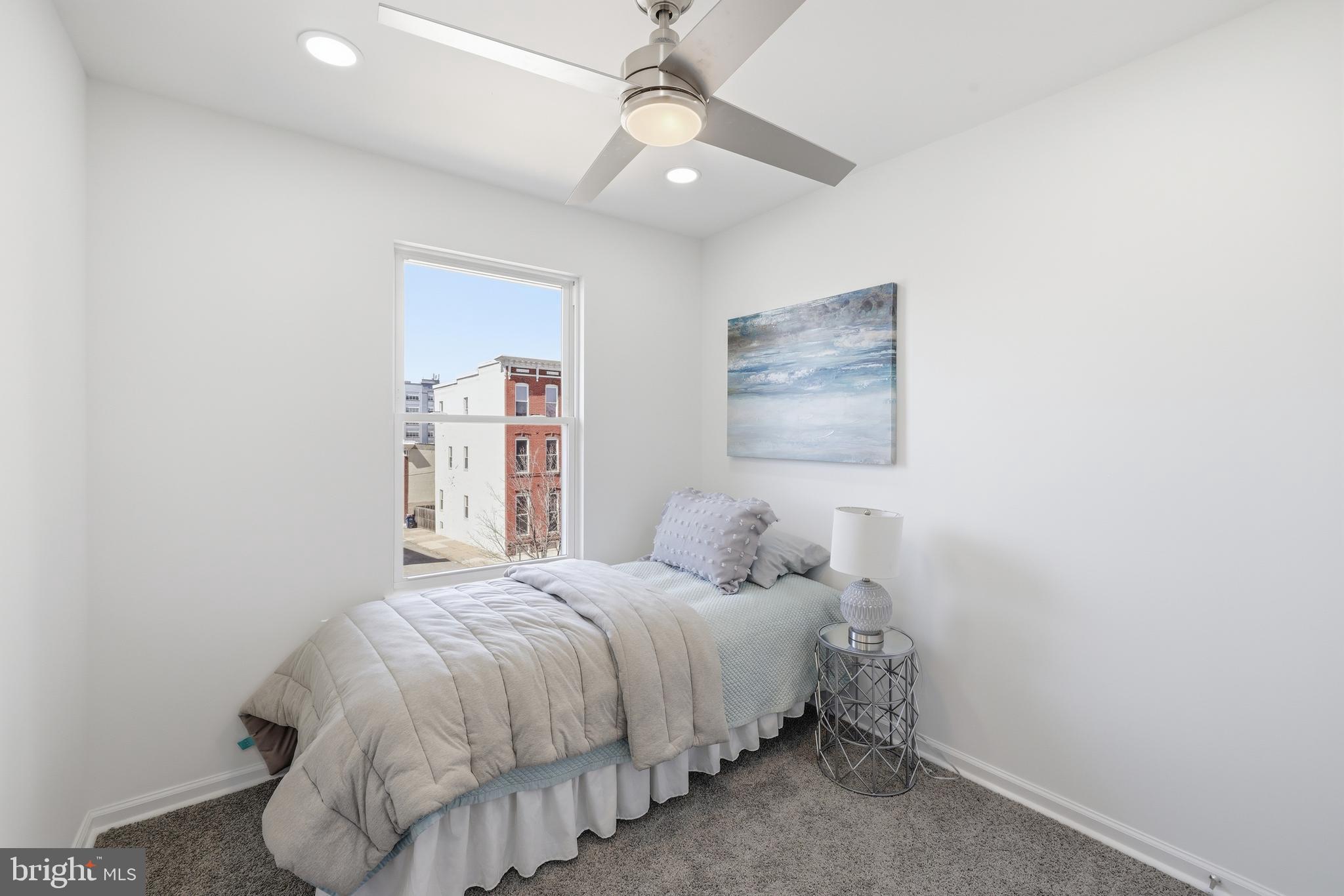 JOHNSTON SQUARE - Residential