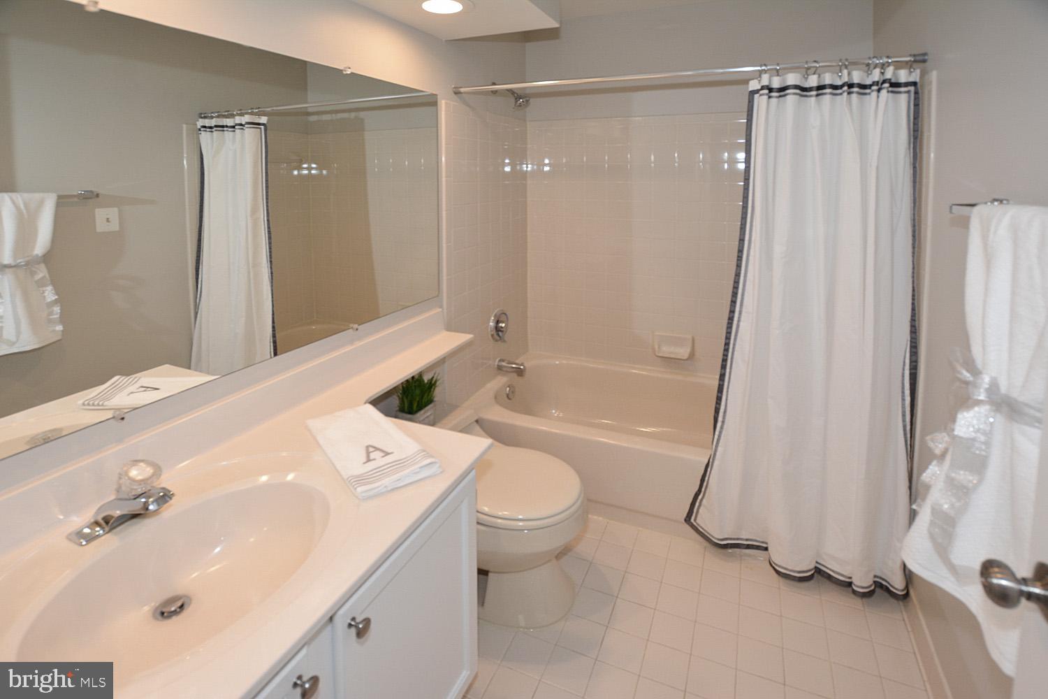 WESTRIDGE - Residential