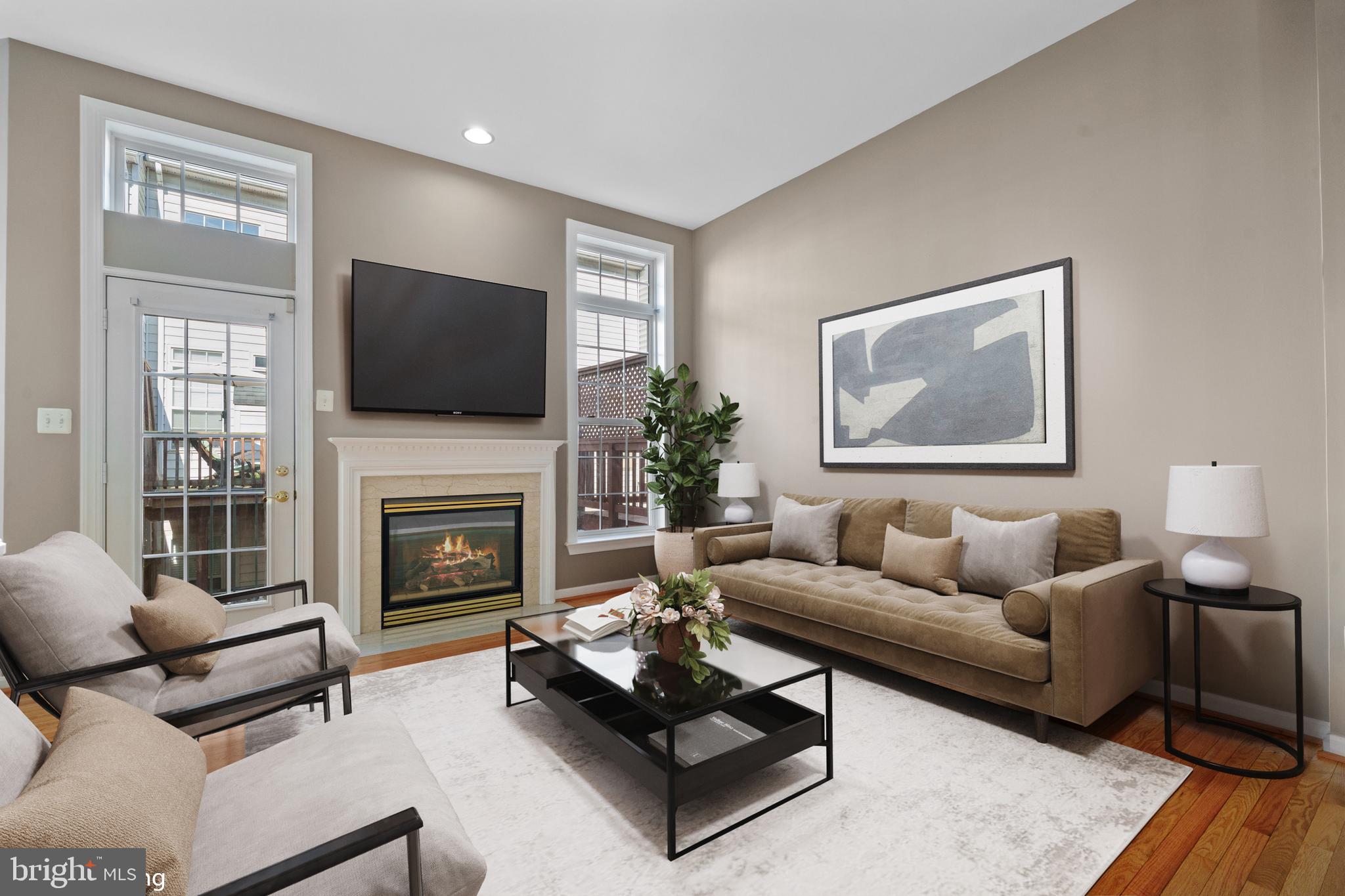 2825 LAURA GAE CIRCLE