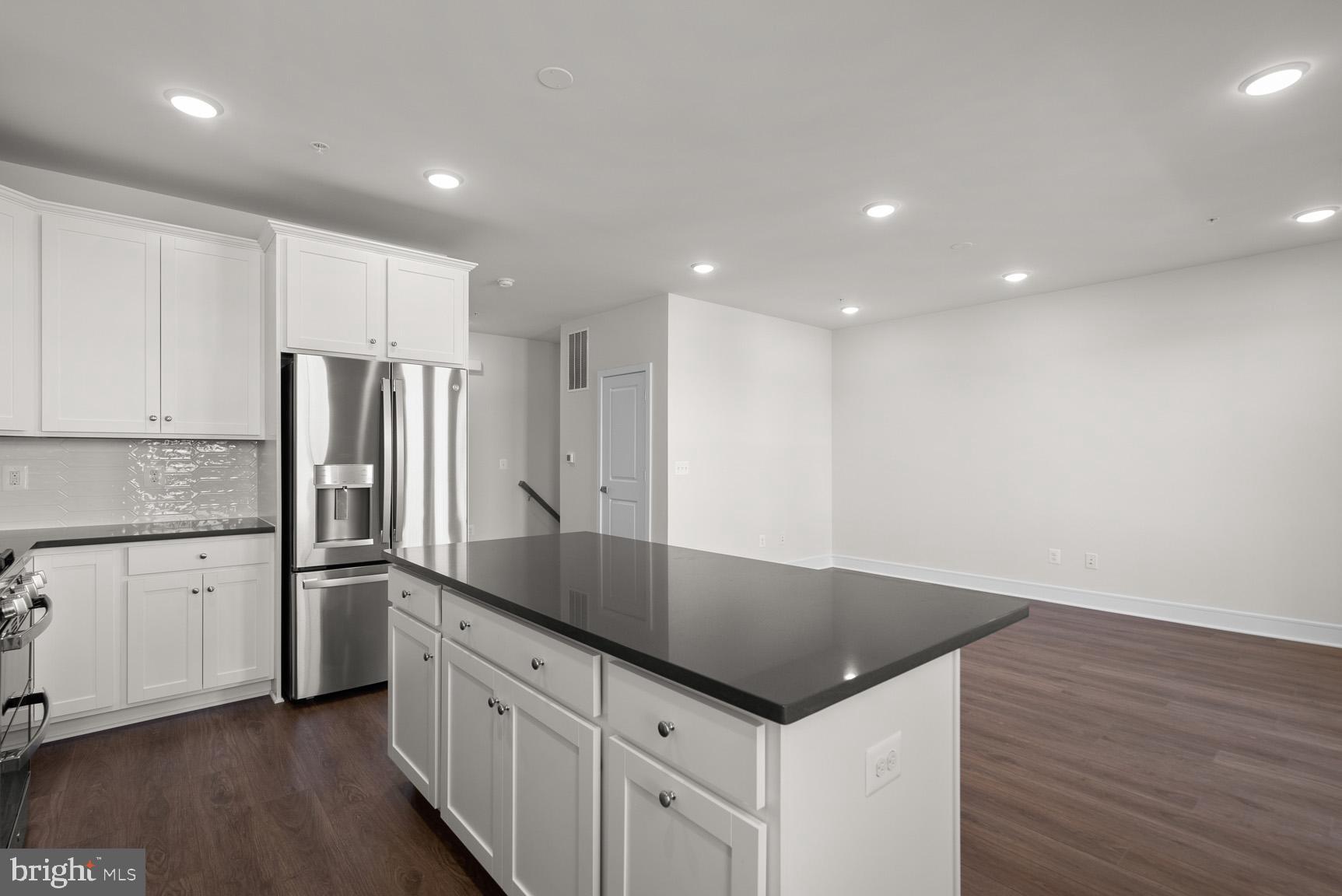 DEMOTT & SILVER - Residential