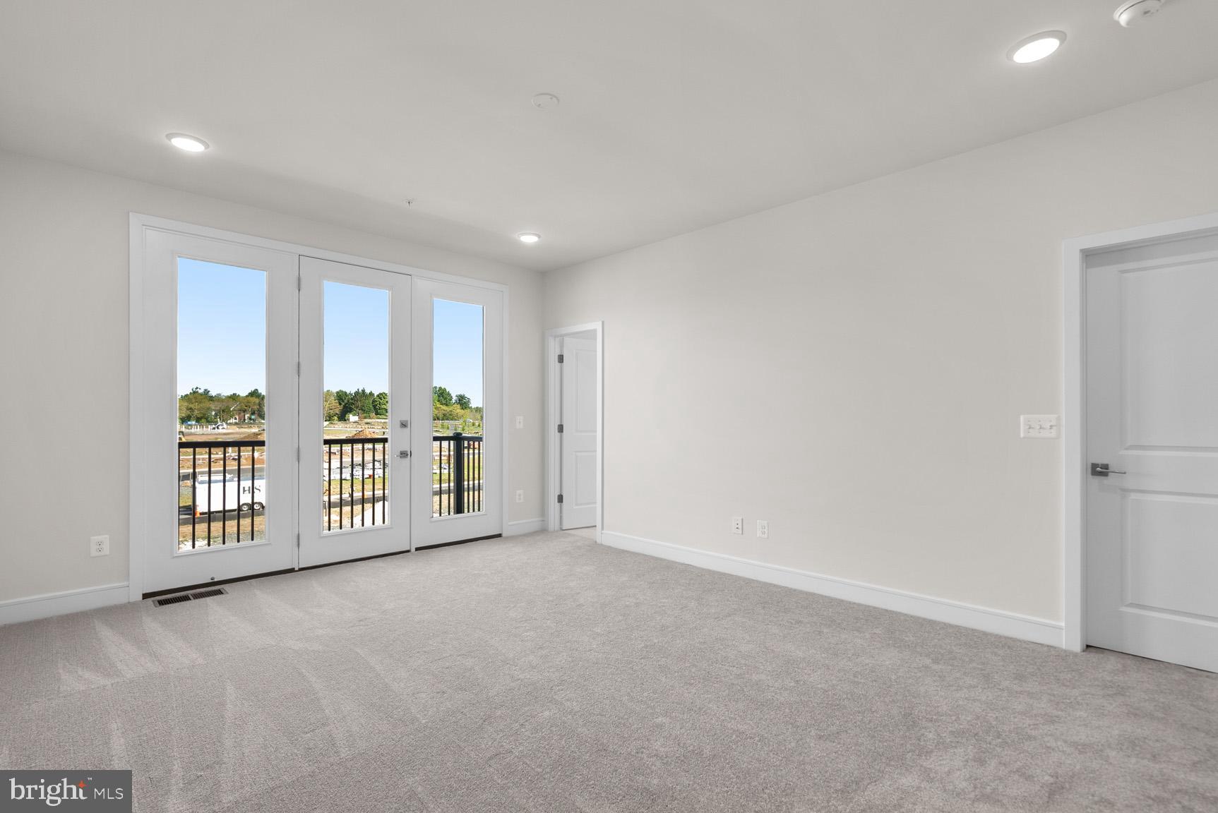 DEMOTT & SILVER - Residential