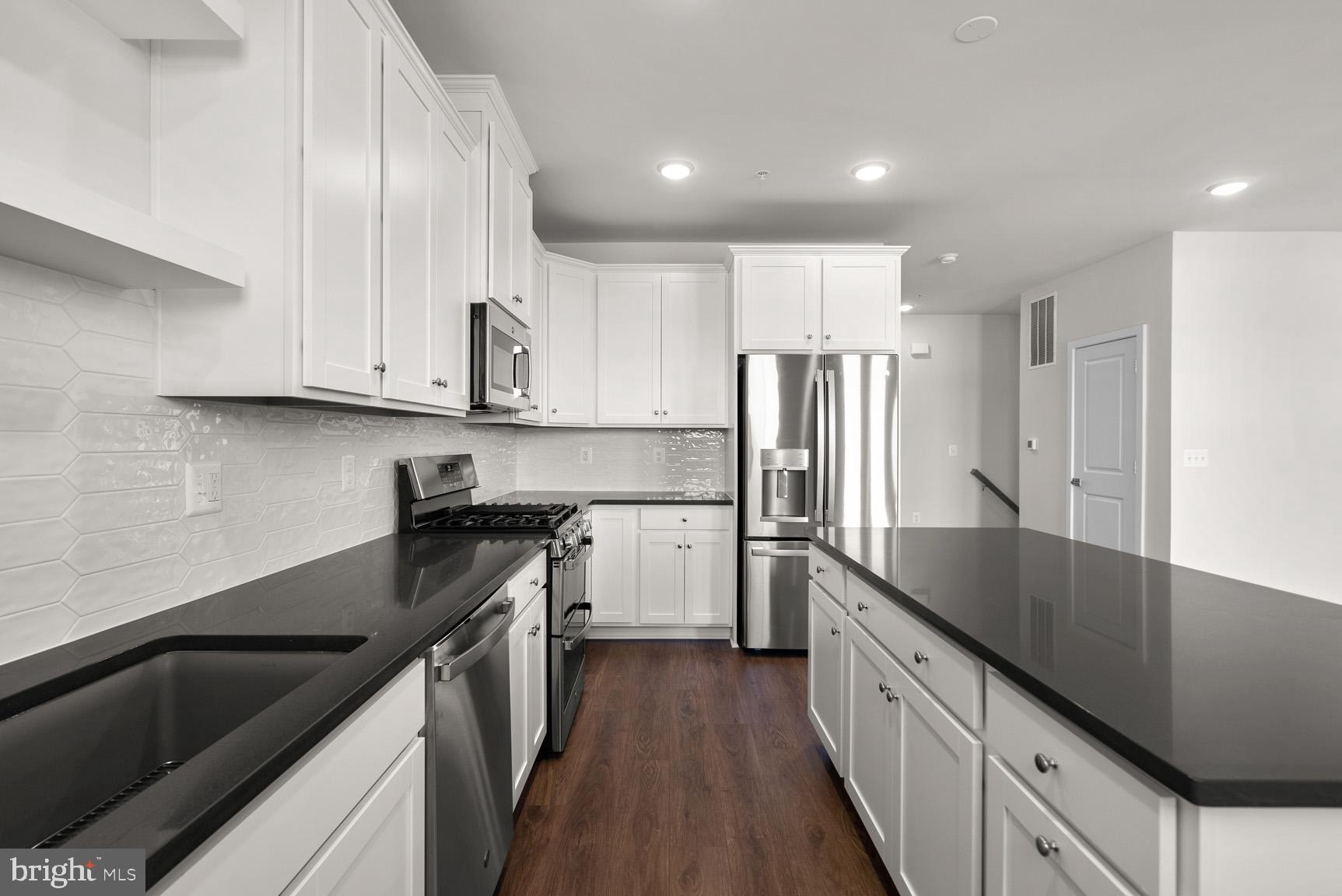 DEMOTT & SILVER - Residential