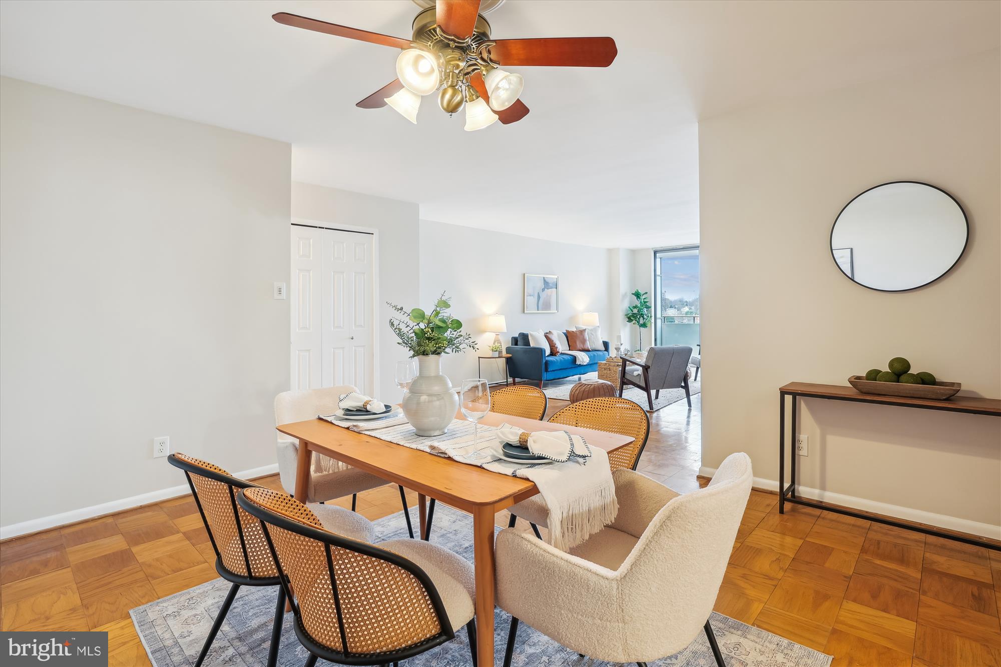 THE KENWOOD - Residential