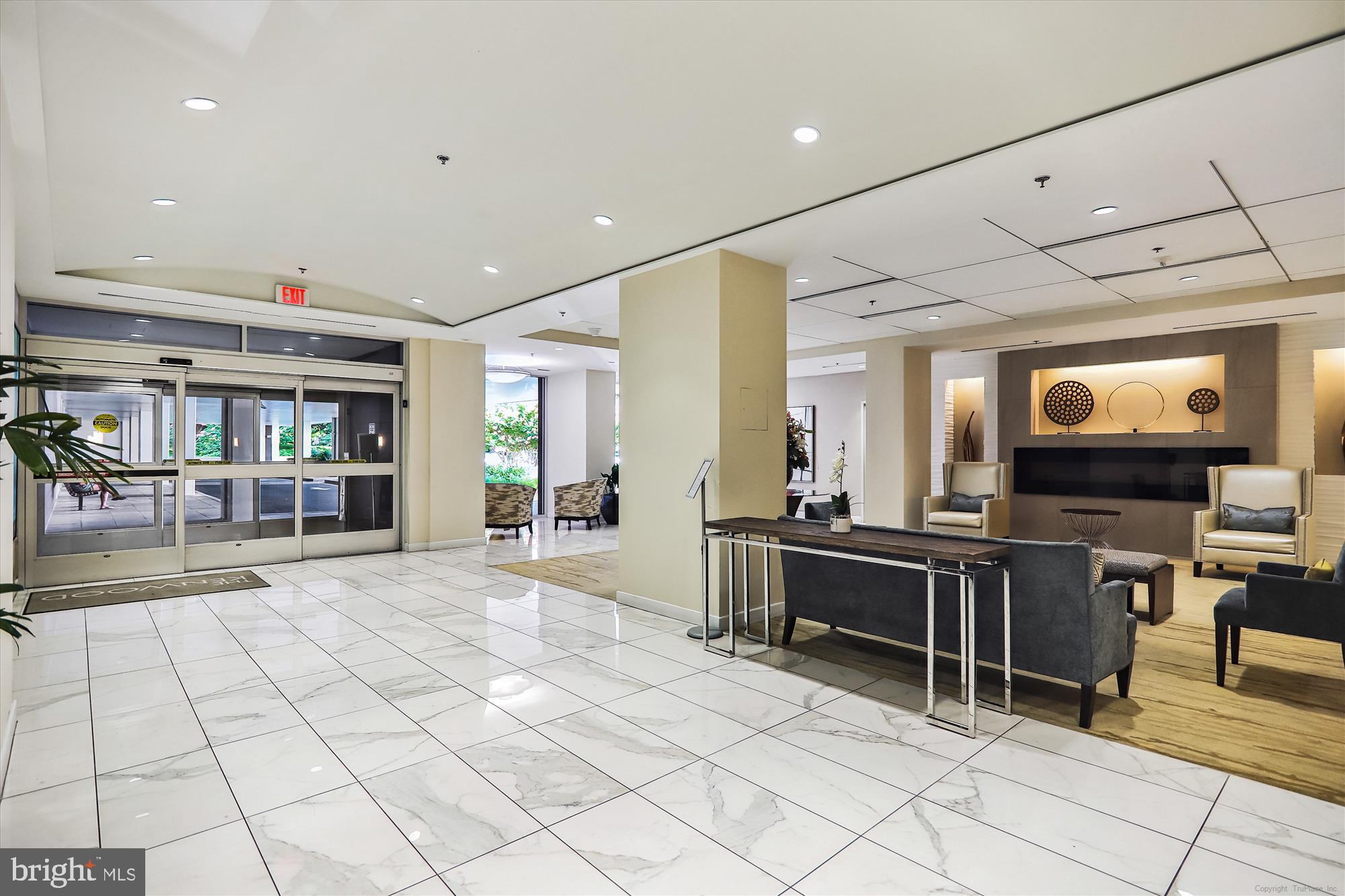 THE KENWOOD - Residential