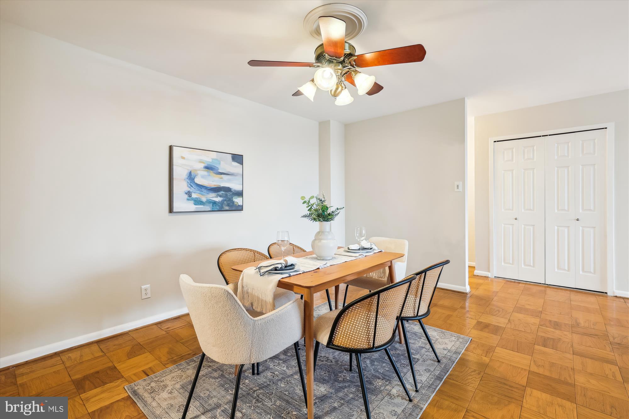 THE KENWOOD - Residential