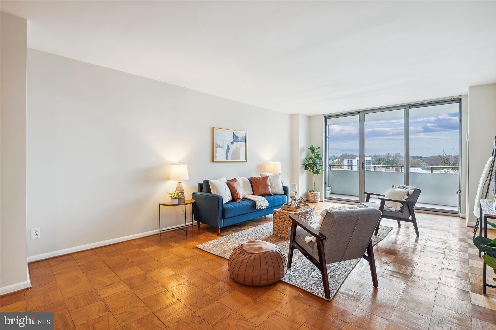 THE KENWOOD - Residential