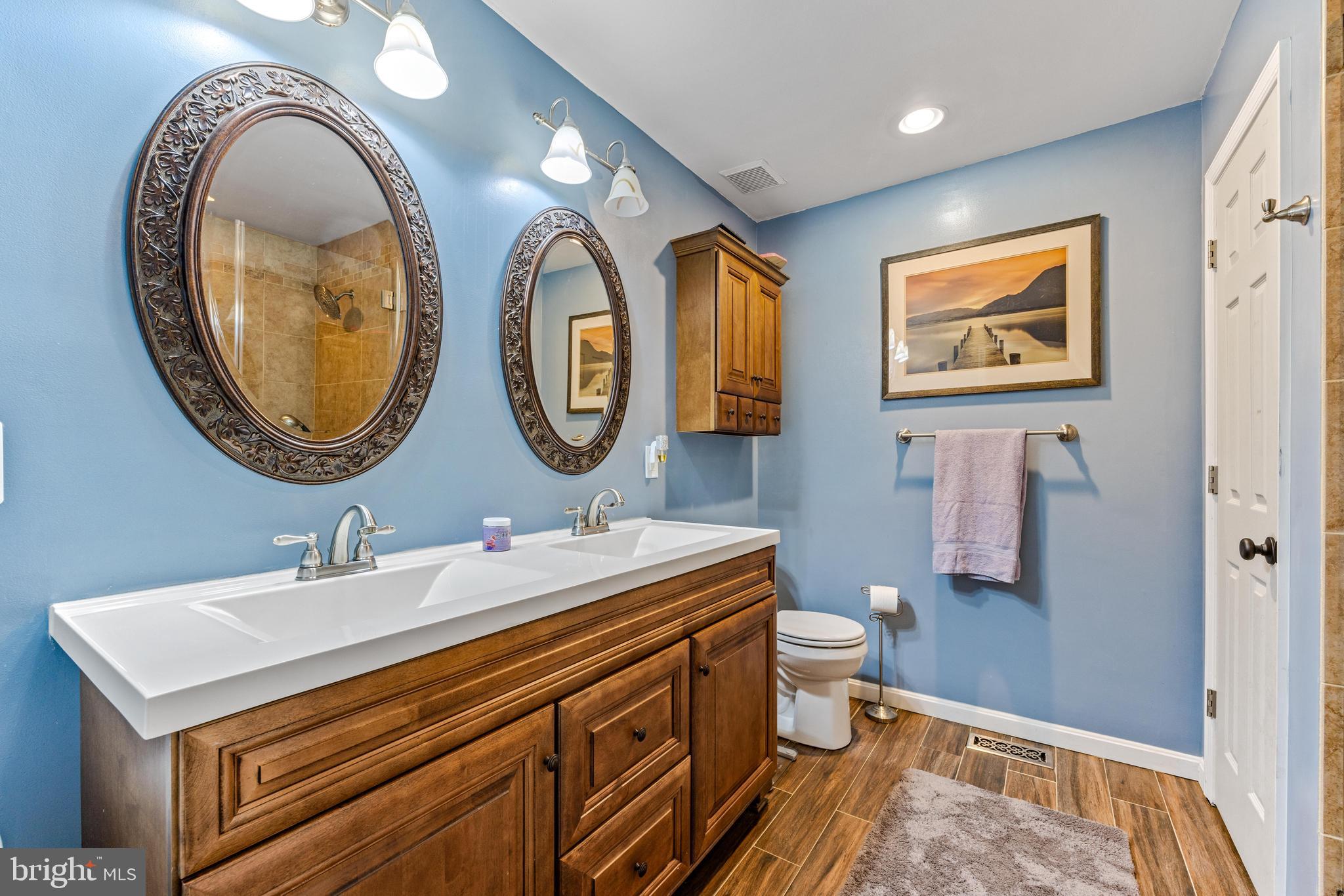 FOXBOROUGH FARMS - Residential