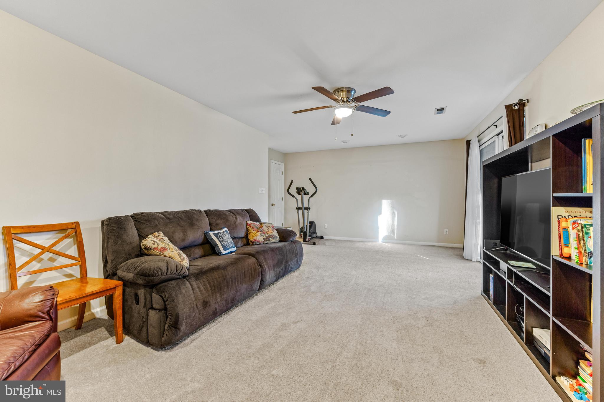 FOXBOROUGH FARMS - Residential