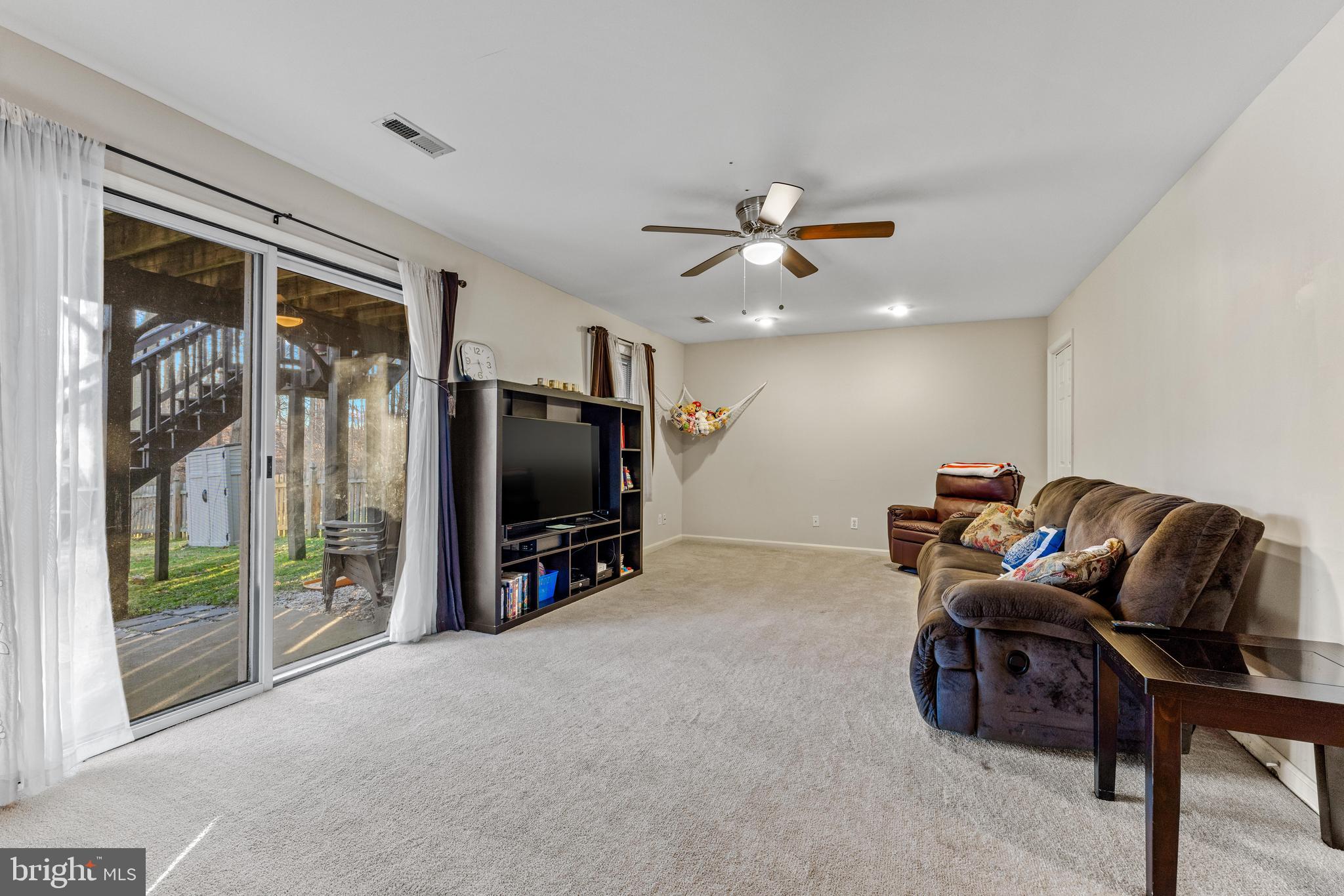 FOXBOROUGH FARMS - Residential