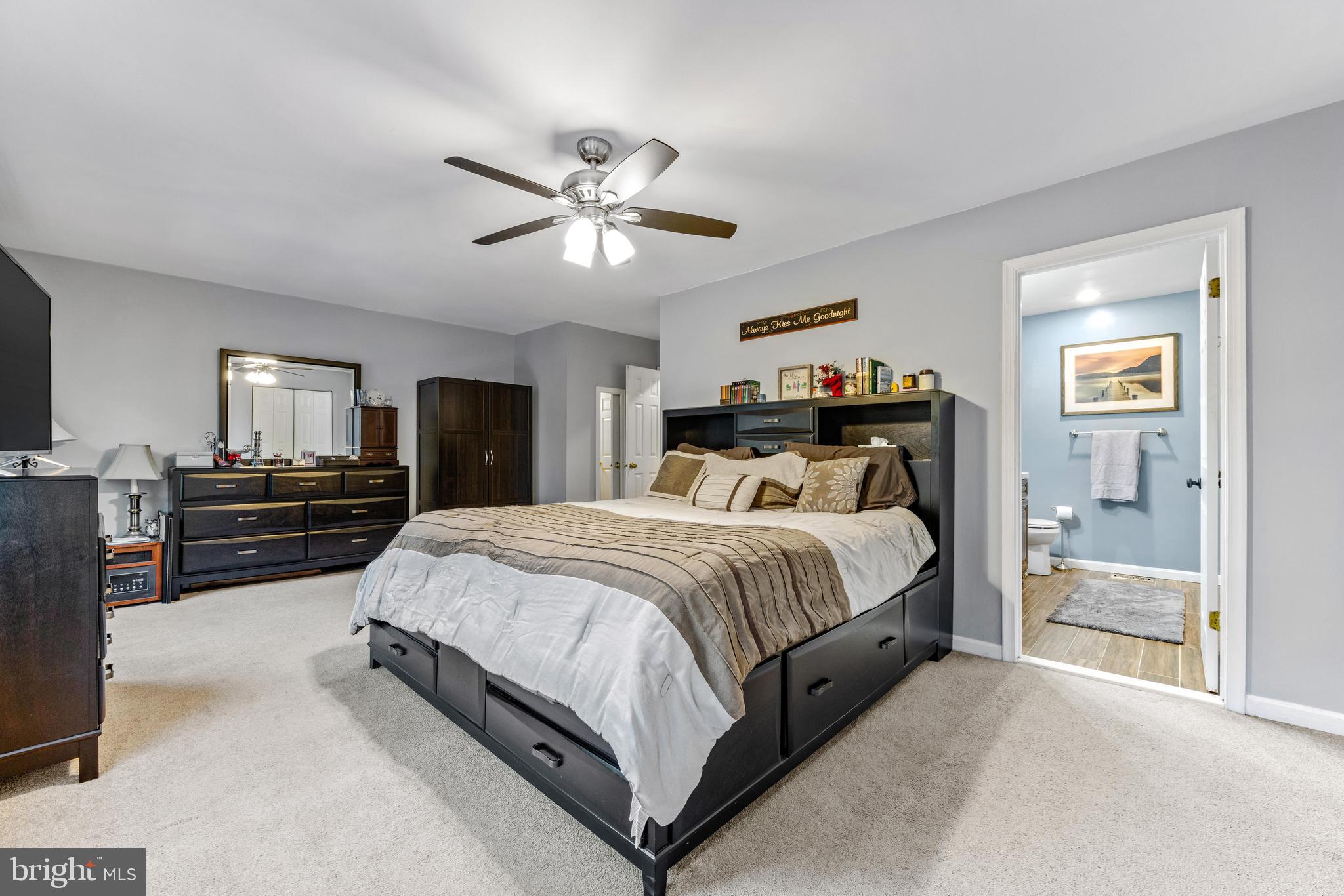 FOXBOROUGH FARMS - Residential