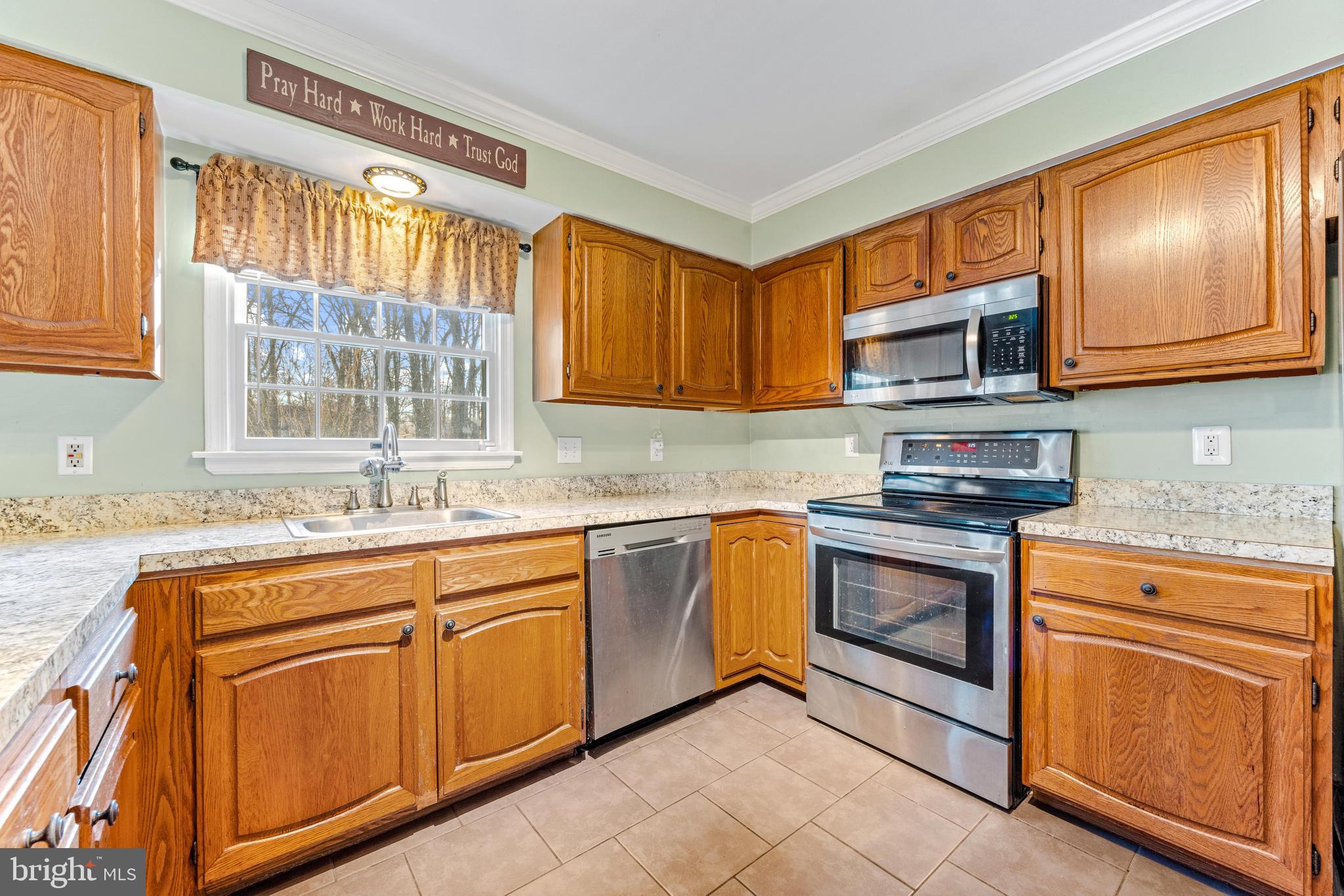 FOXBOROUGH FARMS - Residential