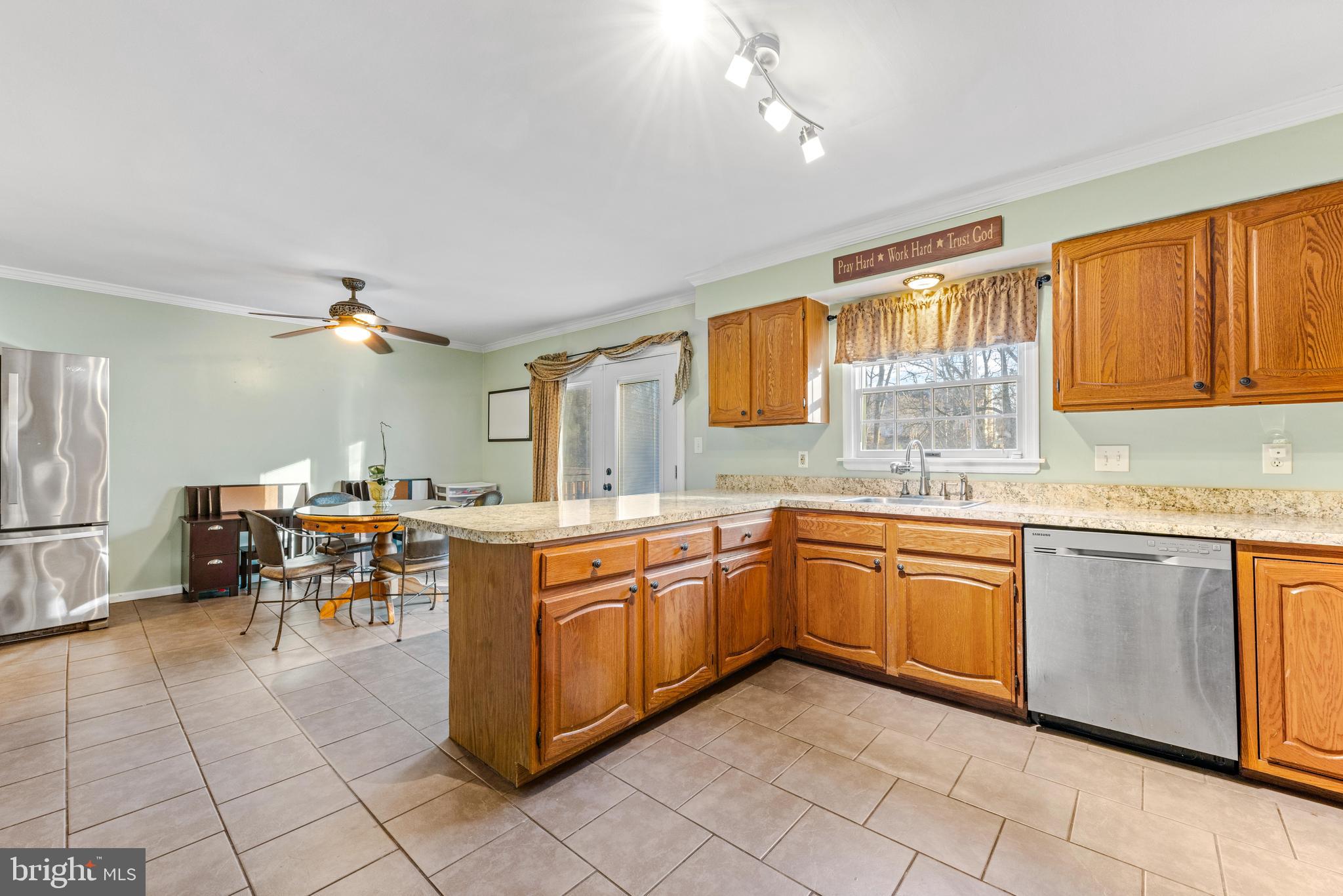 FOXBOROUGH FARMS - Residential