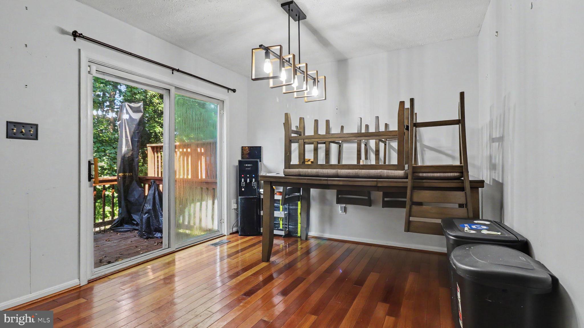 219 HIBISCUS COURT