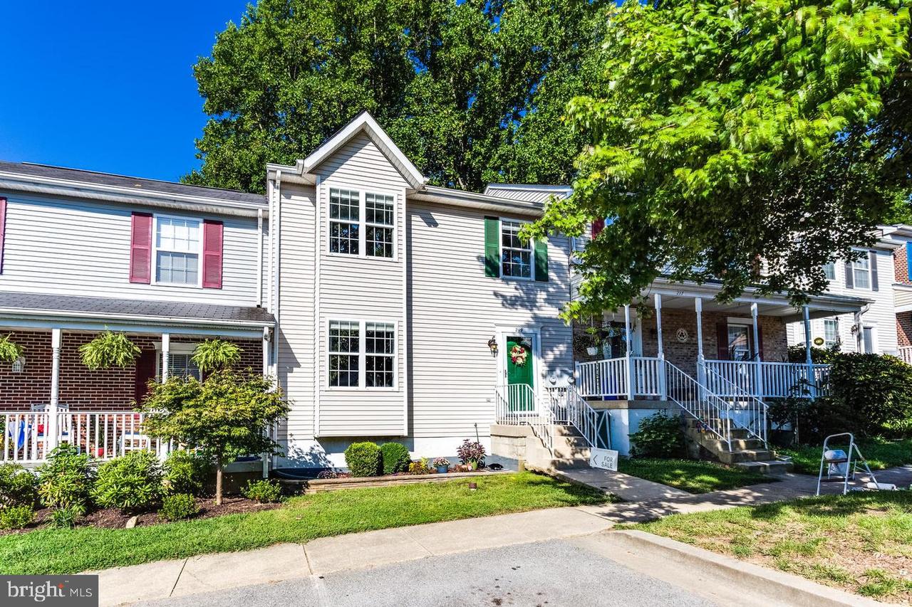 CHARLESTON TERRACE LA PLATA - Residential