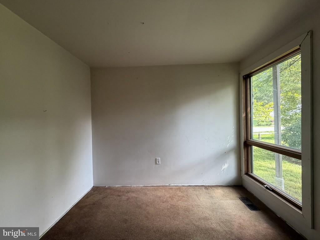 11516 CHERRY GROVE DRIVE