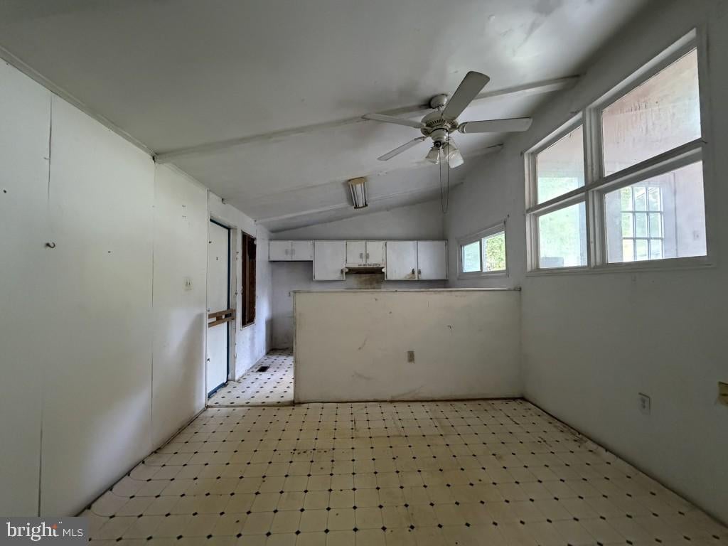 11516 CHERRY GROVE DRIVE