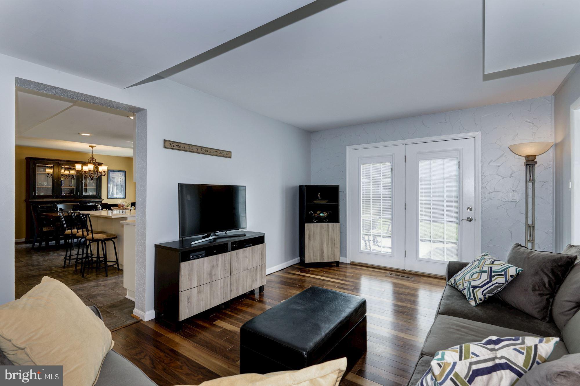 FOUR SEASONS ESTATES - Residential