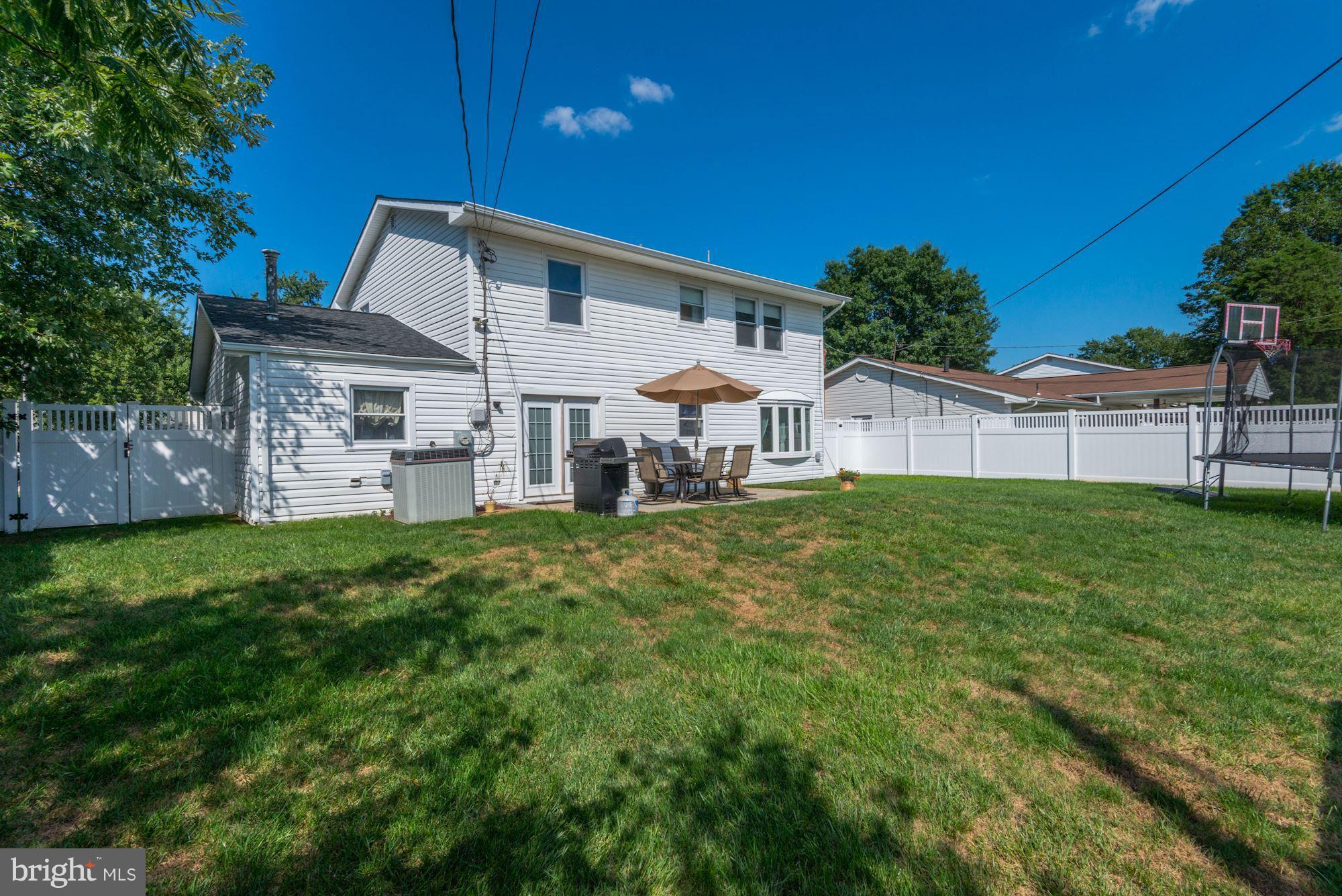 FOUR SEASONS ESTATES - Residential