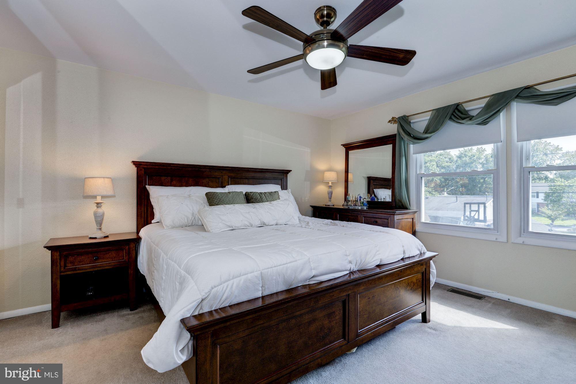 FOUR SEASONS ESTATES - Residential