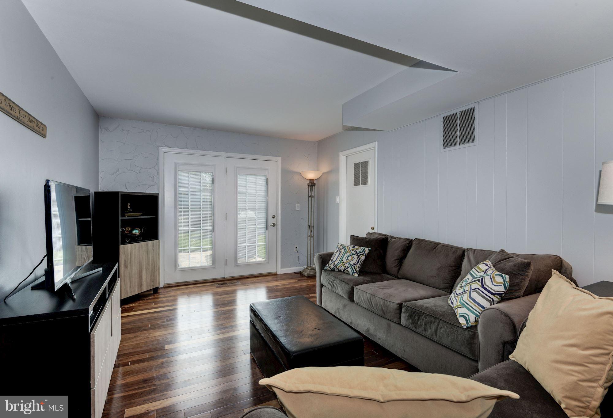 FOUR SEASONS ESTATES - Residential