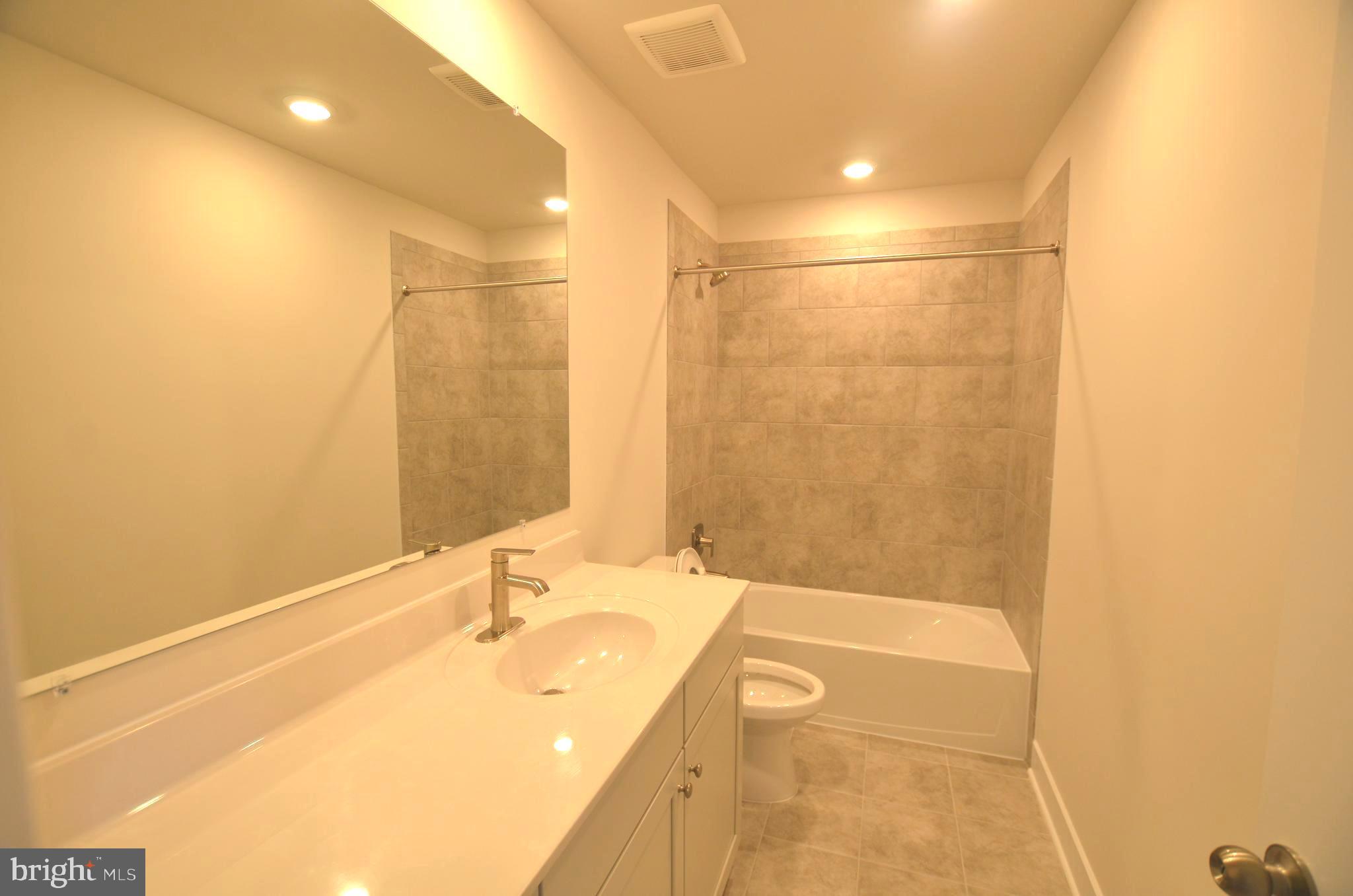 PATAPSCO GLEN - Residential Lease