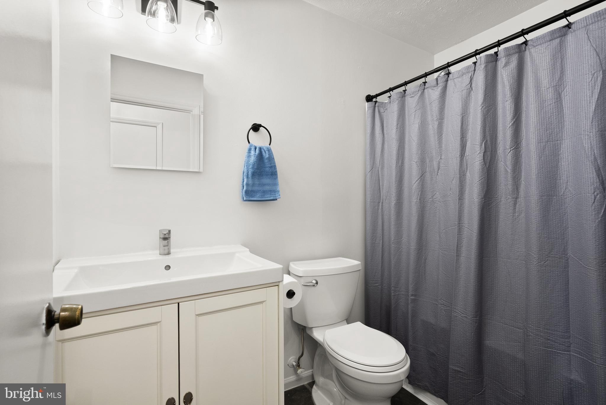 CRESTWOOD VILLAGE - Residential