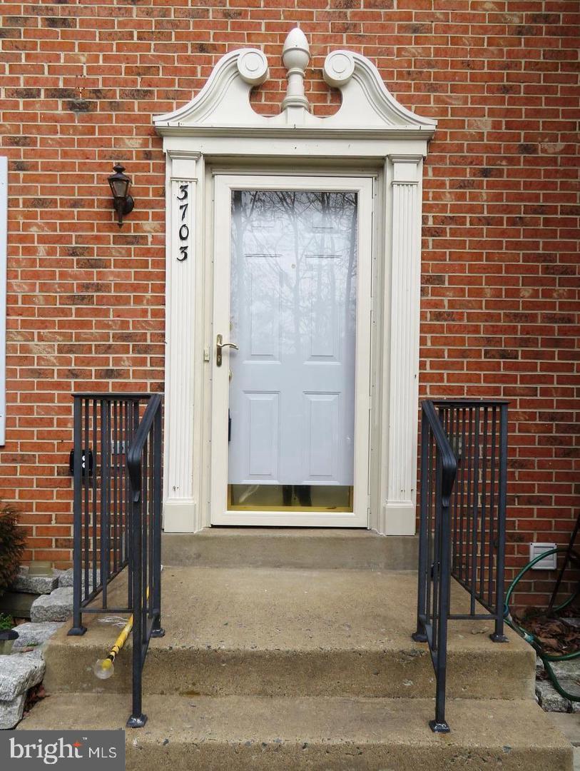 OLD BRIDGE ESTATES - Residential Lease