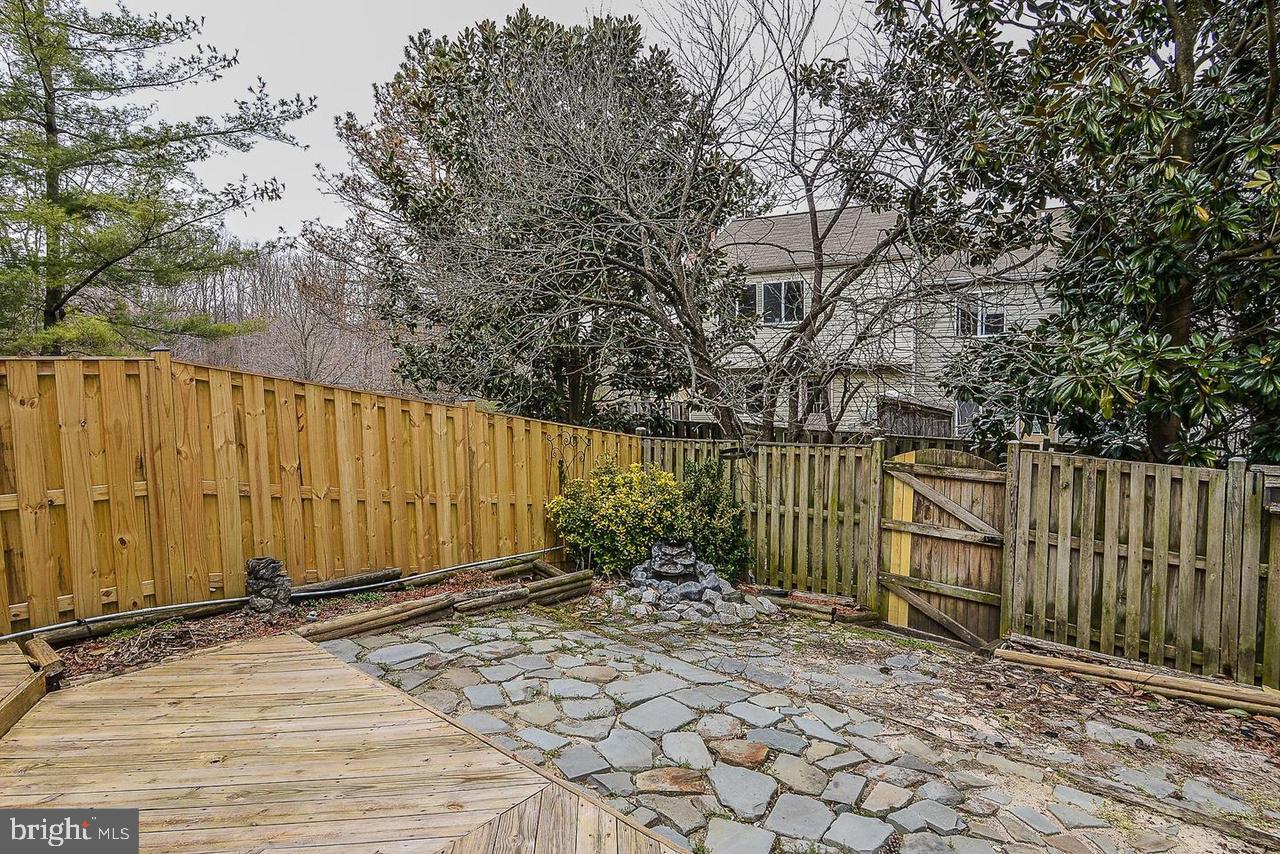 OLD BRIDGE ESTATES - Residential Lease