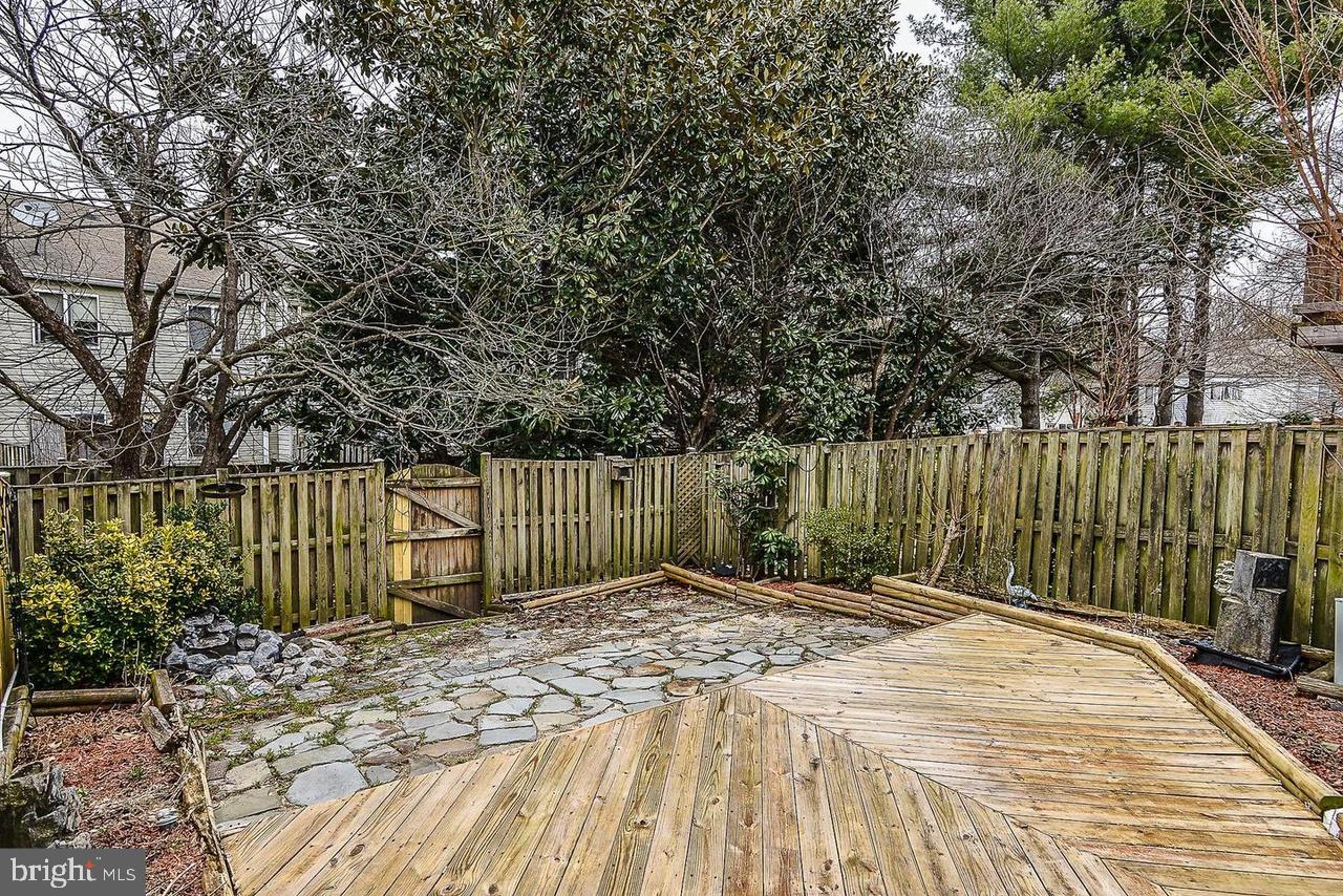 OLD BRIDGE ESTATES - Residential Lease