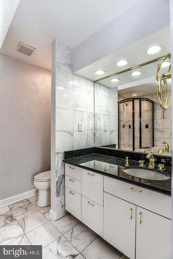 OLD BRIDGE ESTATES - Residential Lease