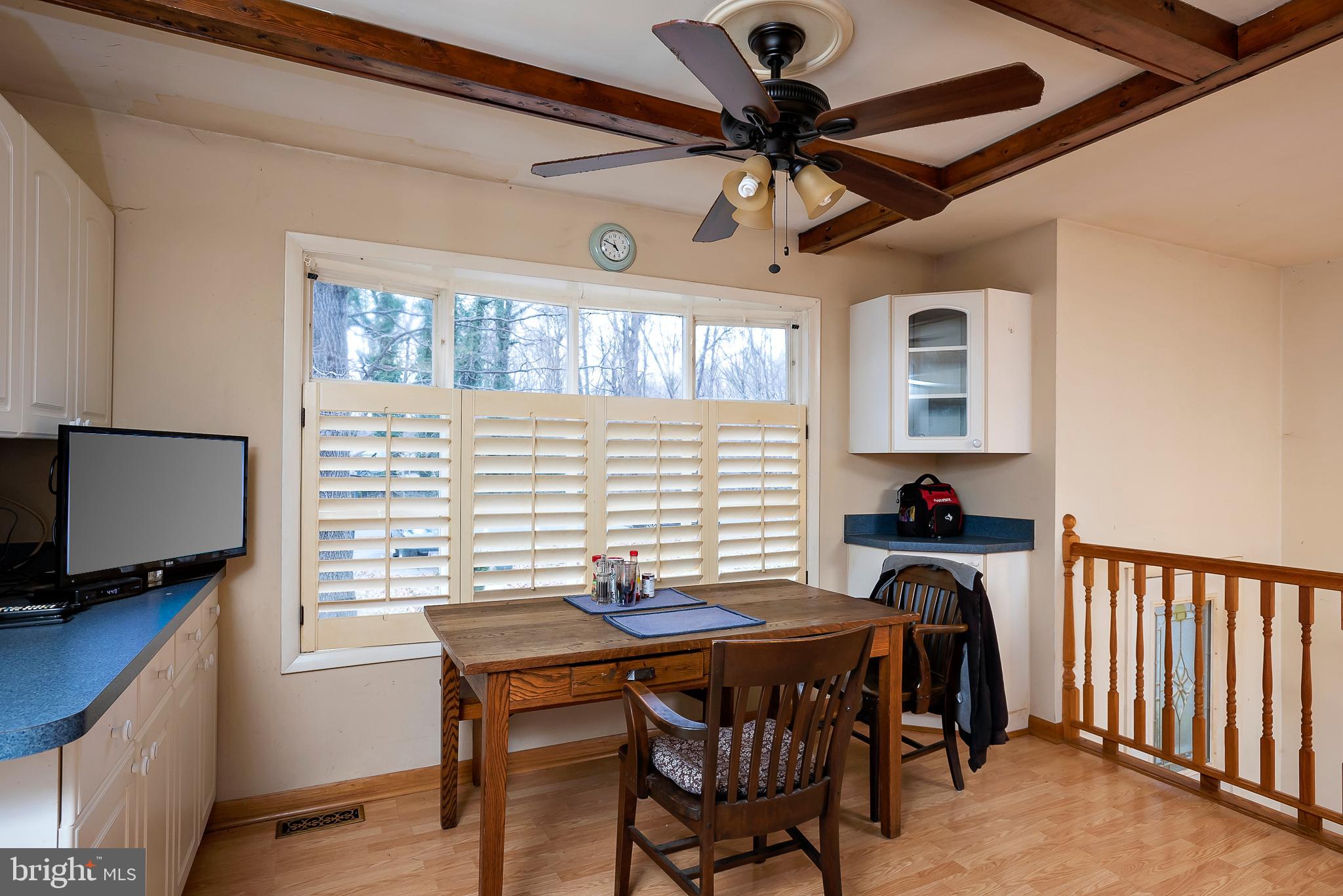 ROLLING KNOLLS - Residential